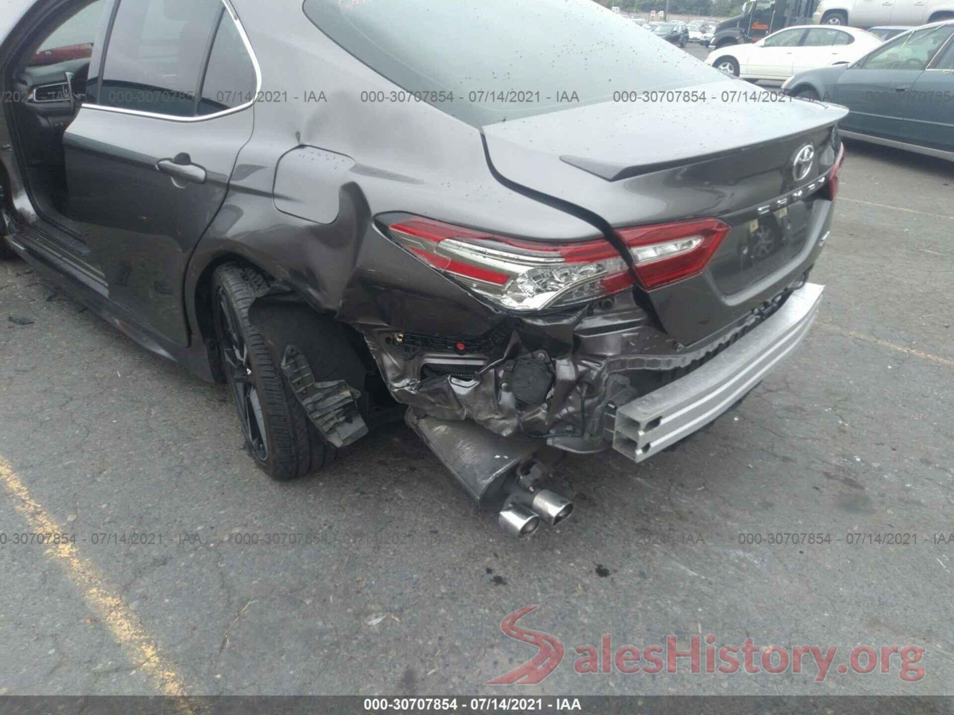 4T1B61HK2KU727148 2019 TOYOTA CAMRY