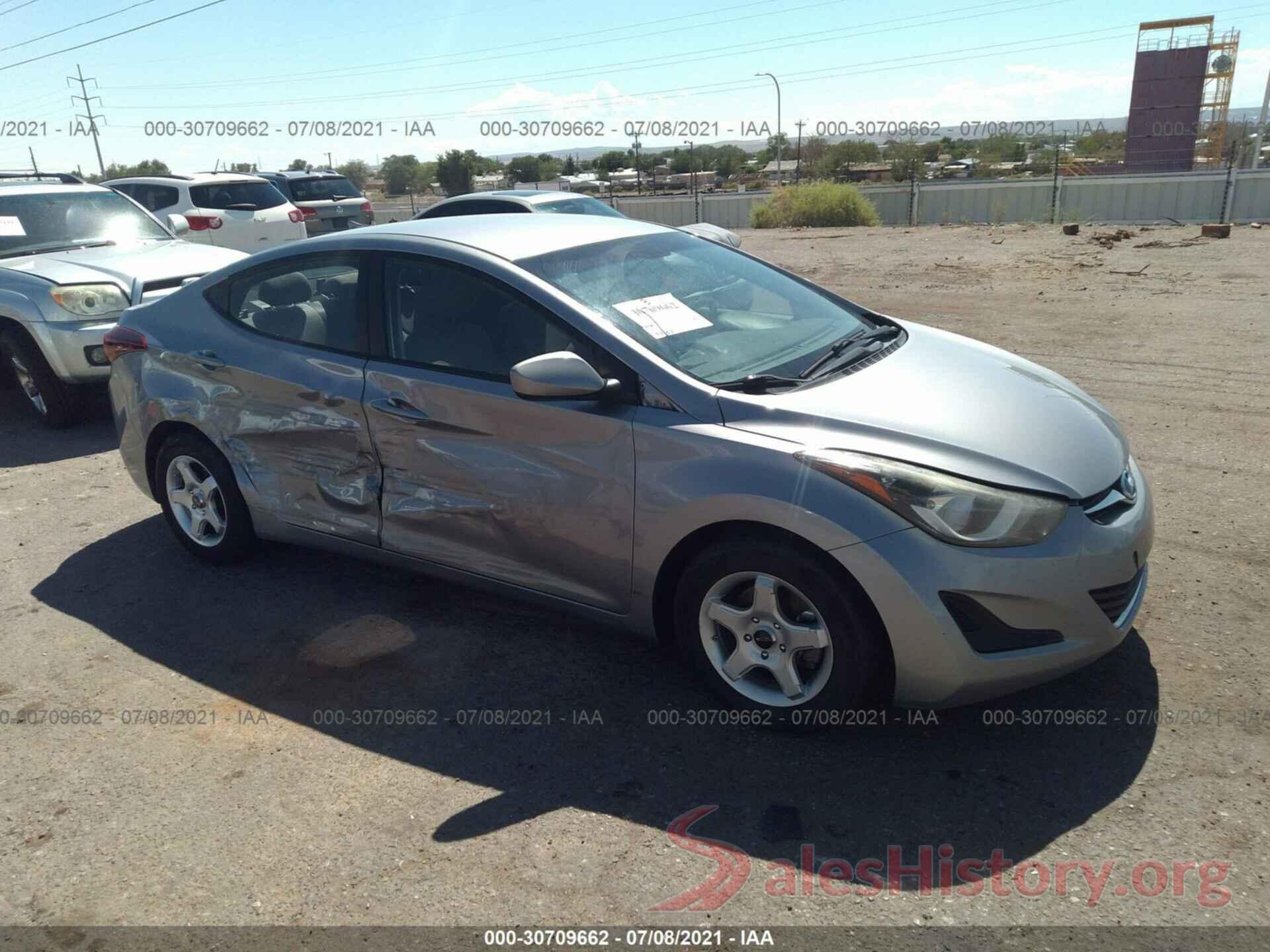 5NPDH4AE4GH696600 2016 HYUNDAI ELANTRA