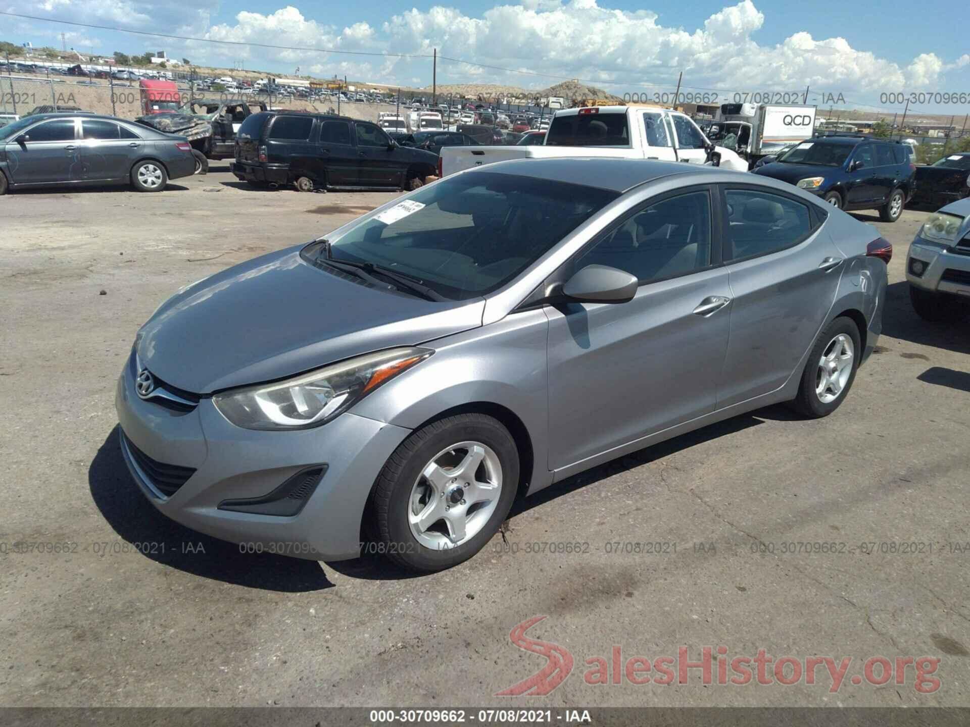 5NPDH4AE4GH696600 2016 HYUNDAI ELANTRA