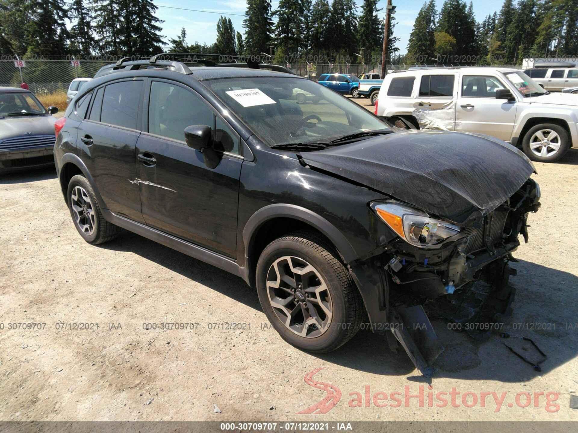 JF2GPADC2H8210621 2017 SUBARU CROSSTREK