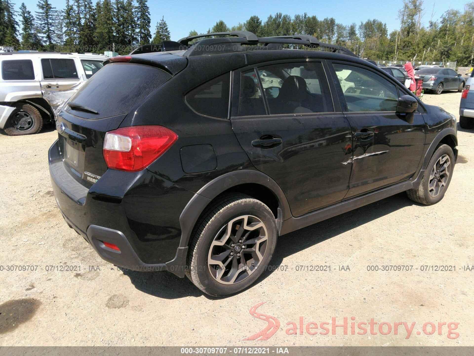 JF2GPADC2H8210621 2017 SUBARU CROSSTREK