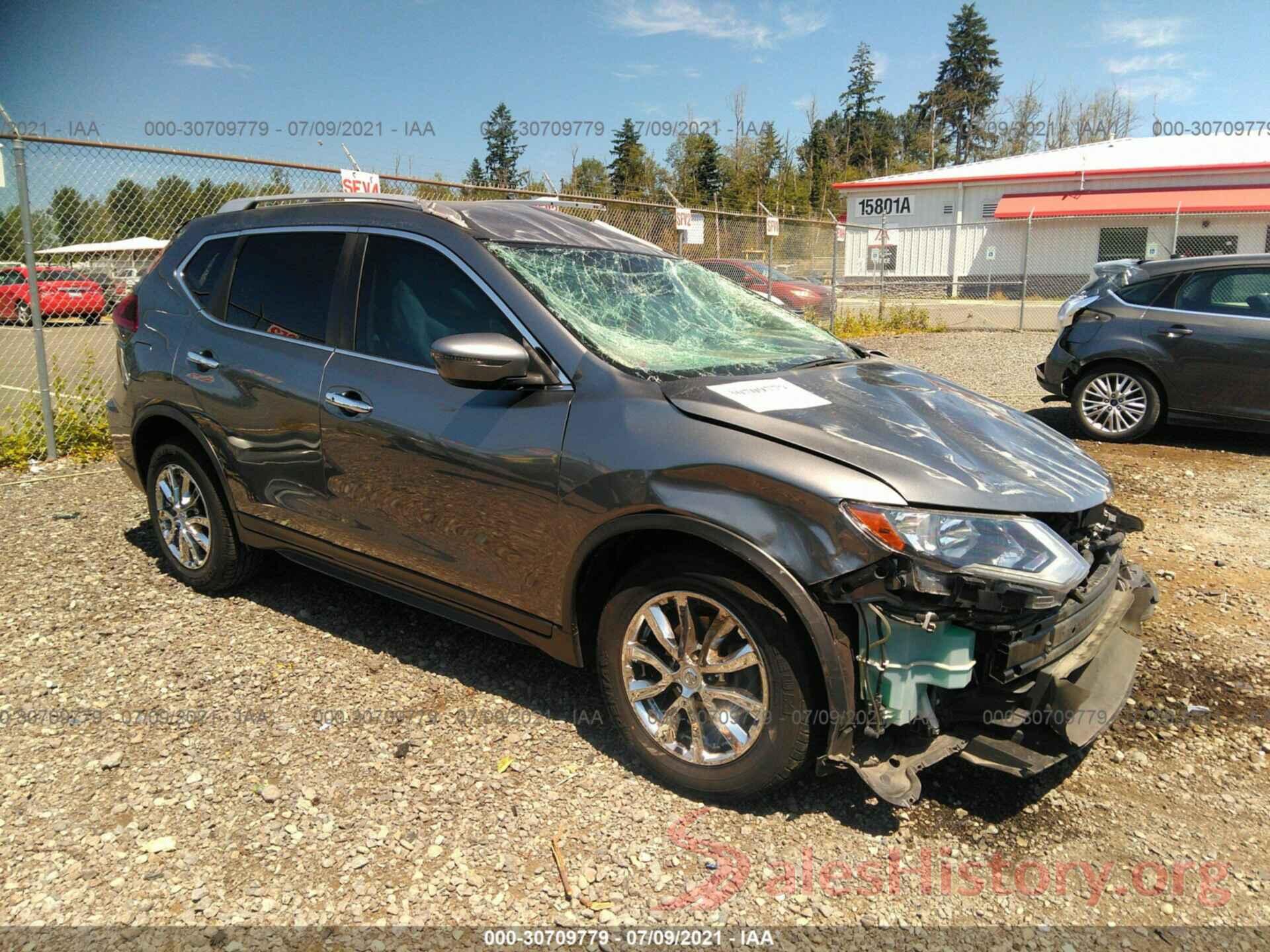 KNMAT2MV4JP526332 2018 NISSAN ROGUE