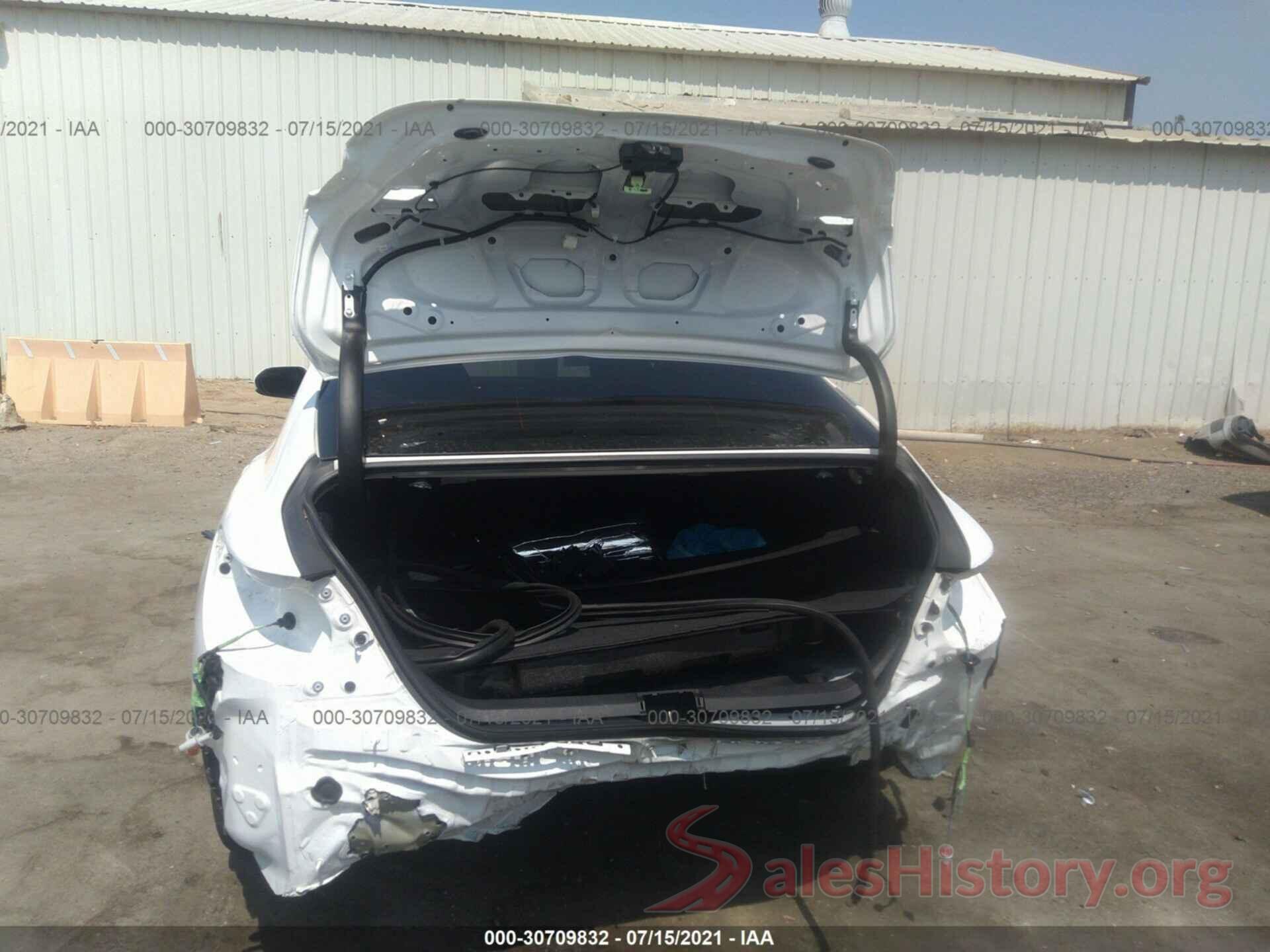 4T1B11HK0KU757229 2019 TOYOTA CAMRY