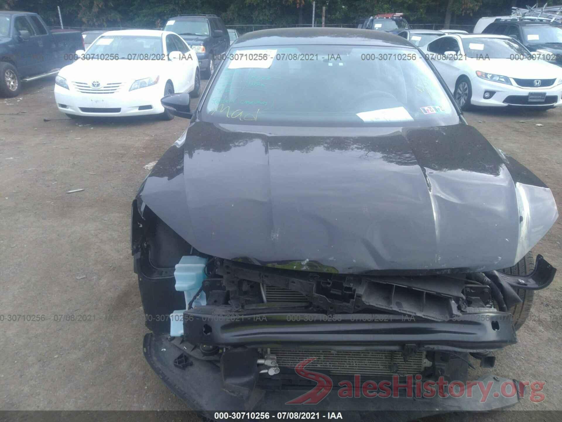 1VWAT7A30HC031592 2017 VOLKSWAGEN PASSAT