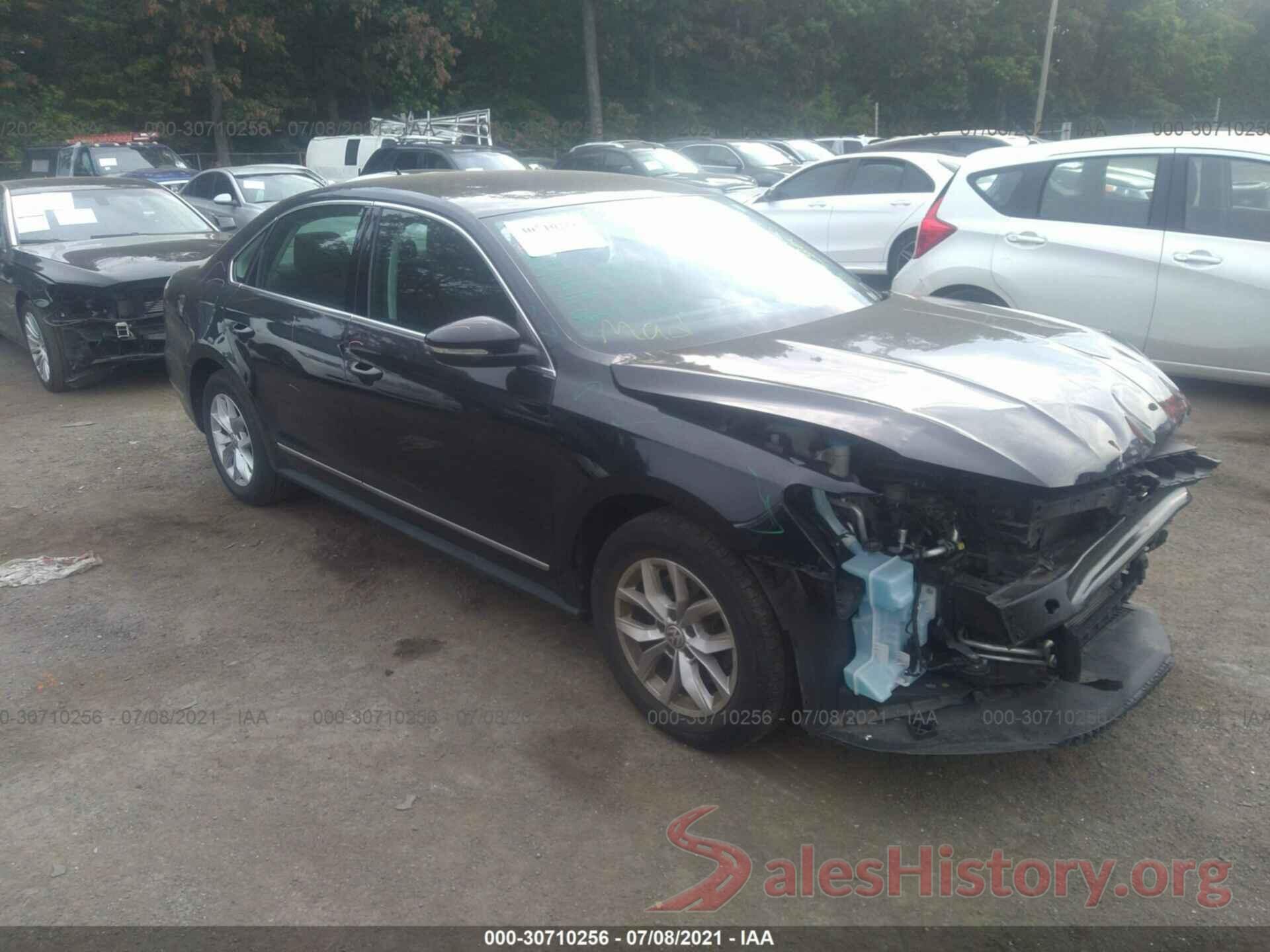 1VWAT7A30HC031592 2017 VOLKSWAGEN PASSAT