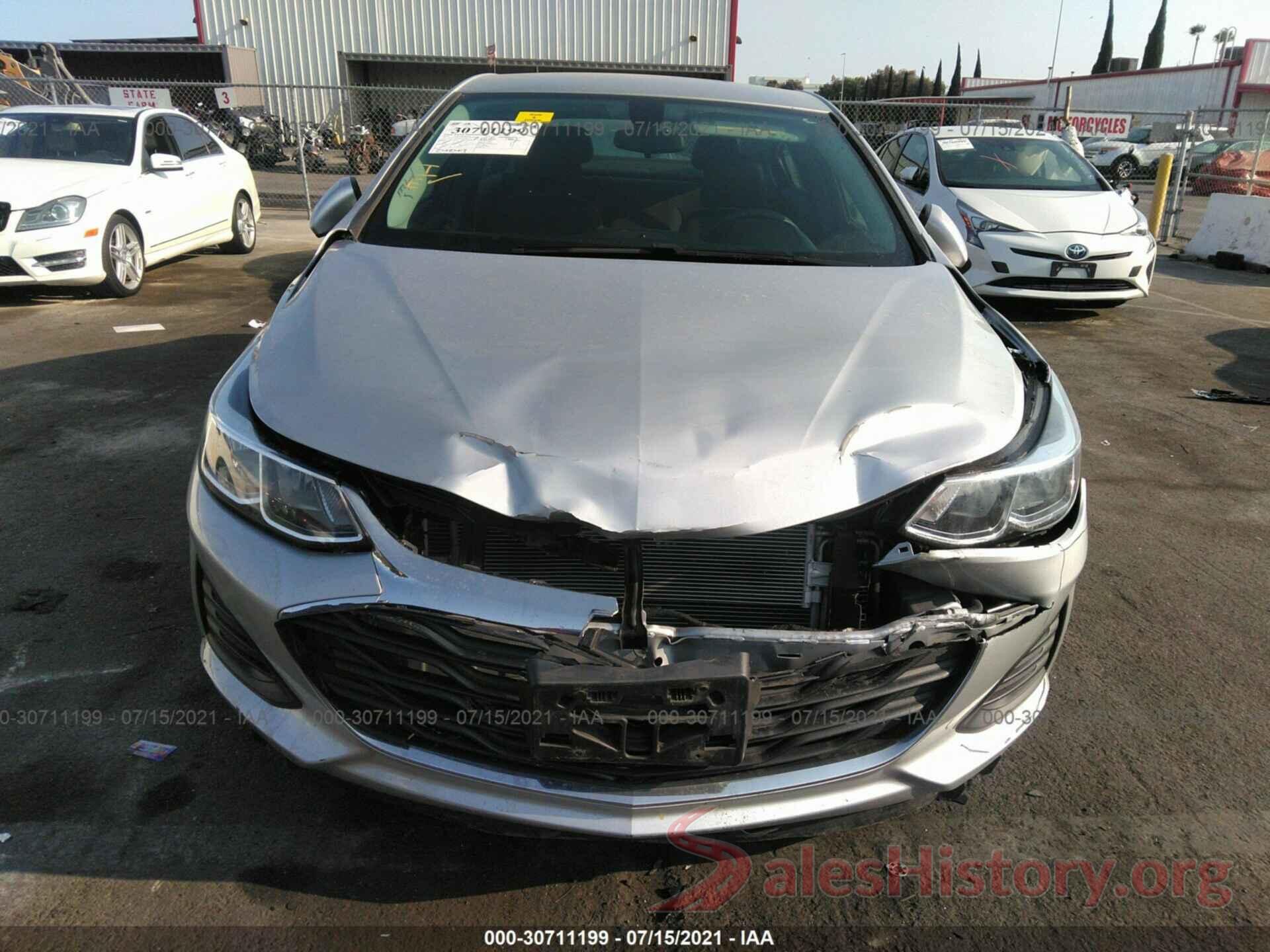 1G1BC5SMXK7140783 2019 CHEVROLET CRUZE