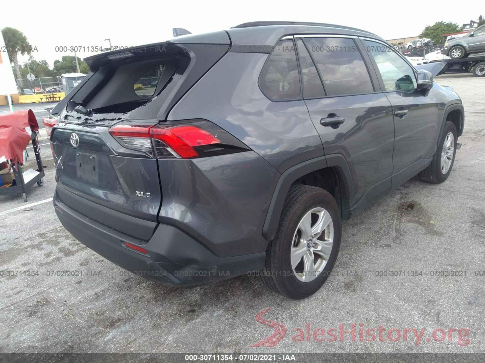 2T3W1RFV8MC096736 2021 TOYOTA RAV4