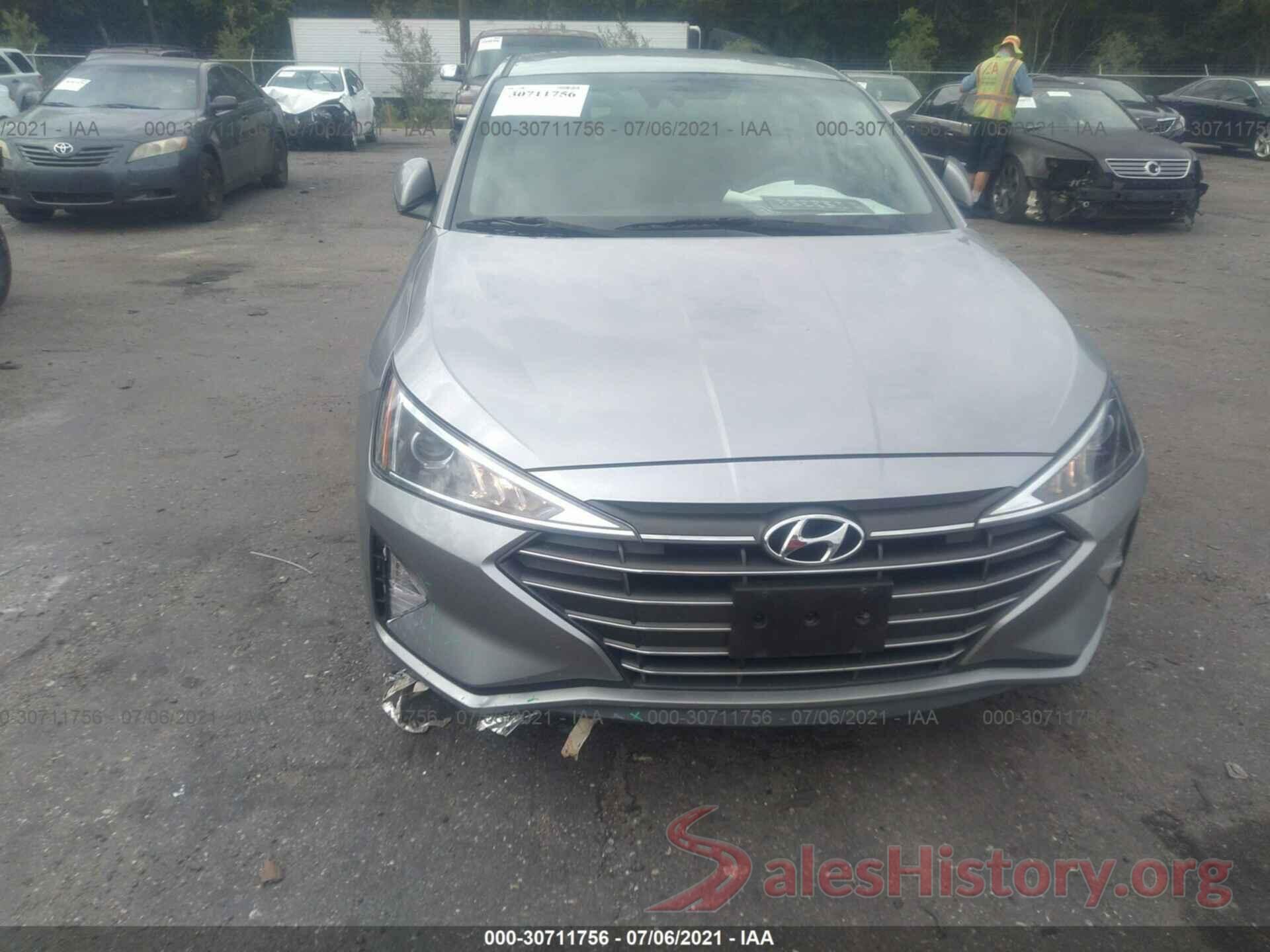 5NPD84LFXLH579152 2020 HYUNDAI ELANTRA