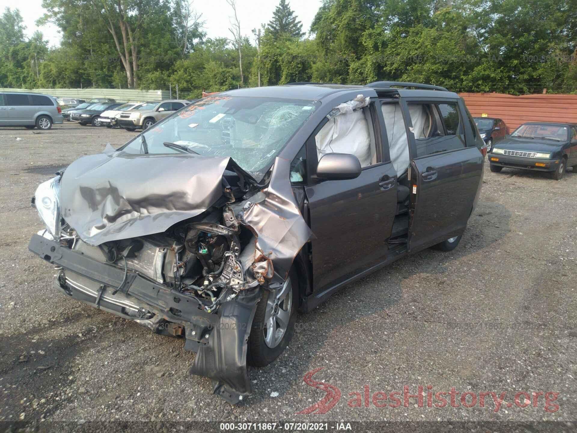 5TDKZ3DC3LS059386 2020 TOYOTA SIENNA