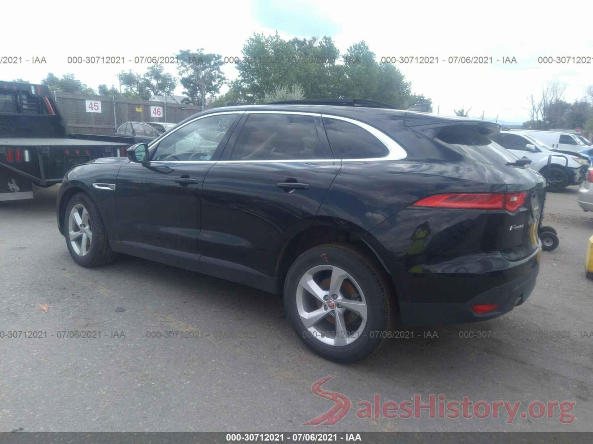 SADCJ2FX2LA643253 2020 JAGUAR F-PACE