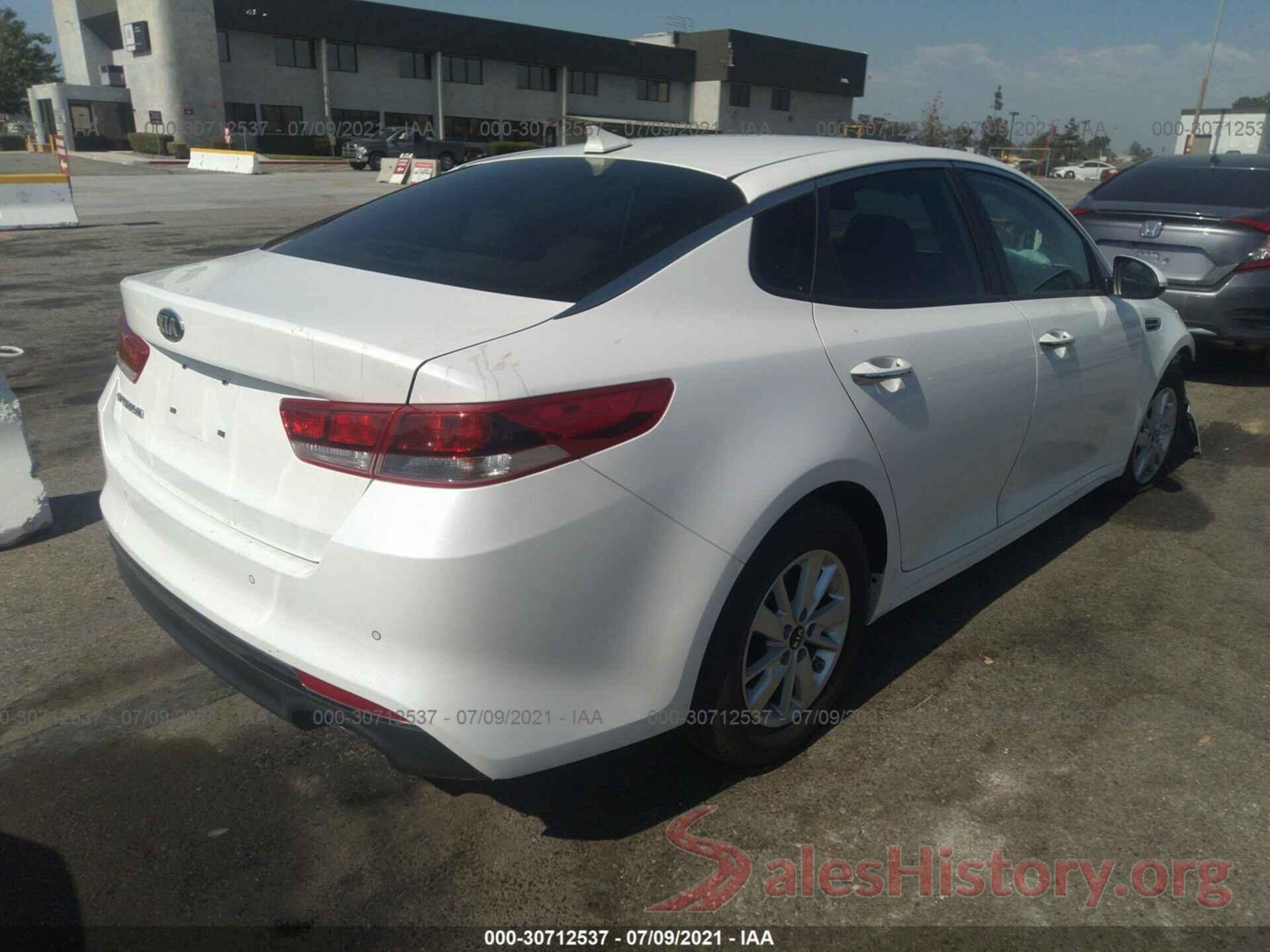 KNAGT4L34J5198442 2018 KIA OPTIMA