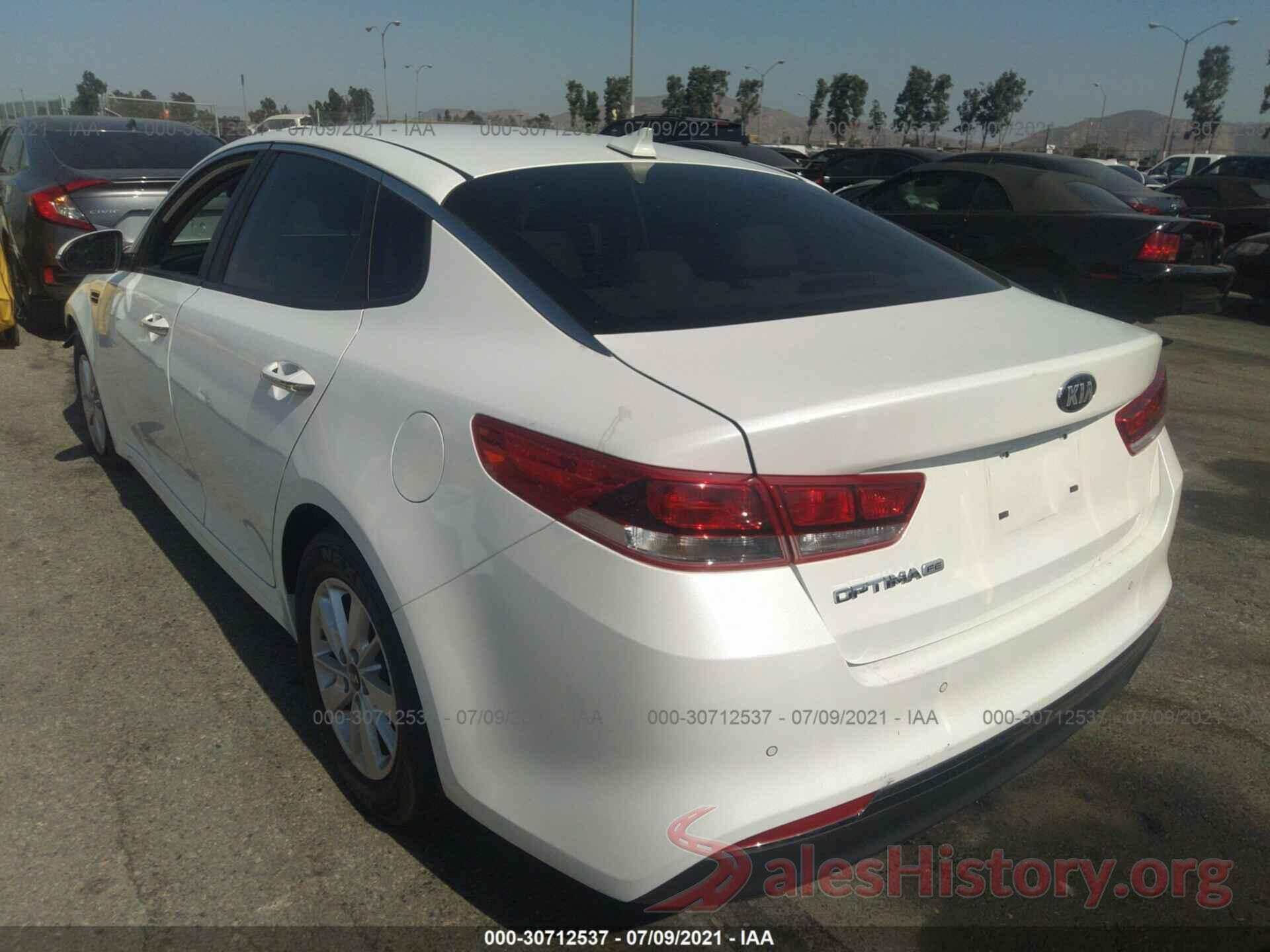 KNAGT4L34J5198442 2018 KIA OPTIMA