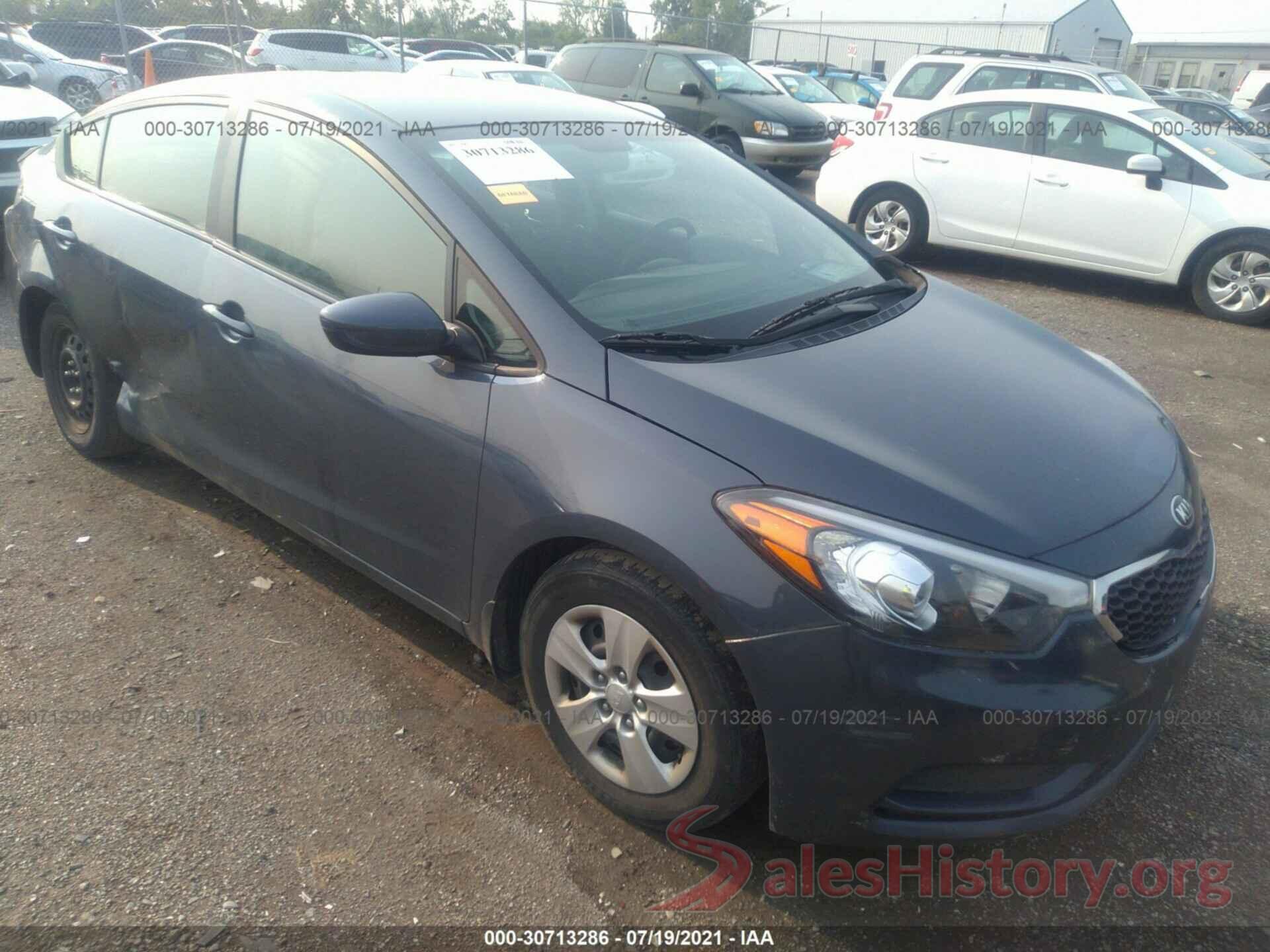 KNAFK4A67G5567072 2016 KIA FORTE