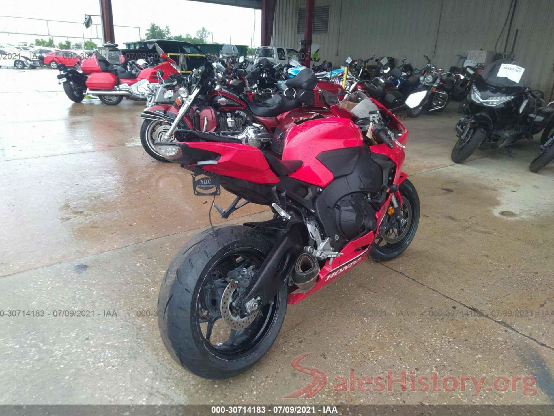 JH2SC7753JK100004 2018 HONDA CBR1000