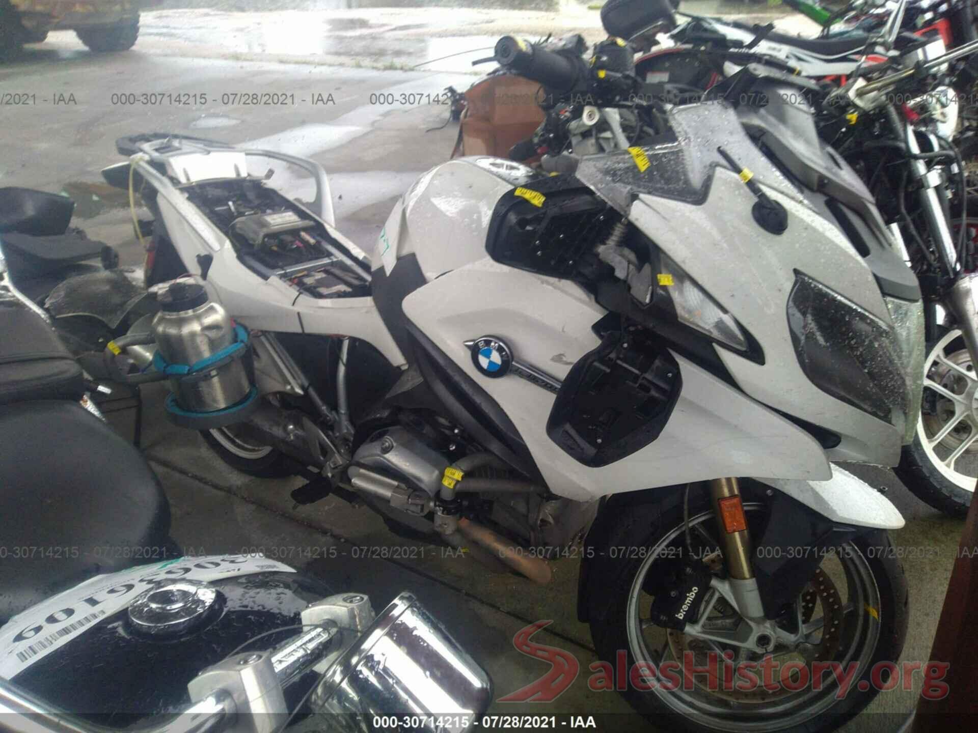 WB10A1306HZ431591 2017 BMW R1200