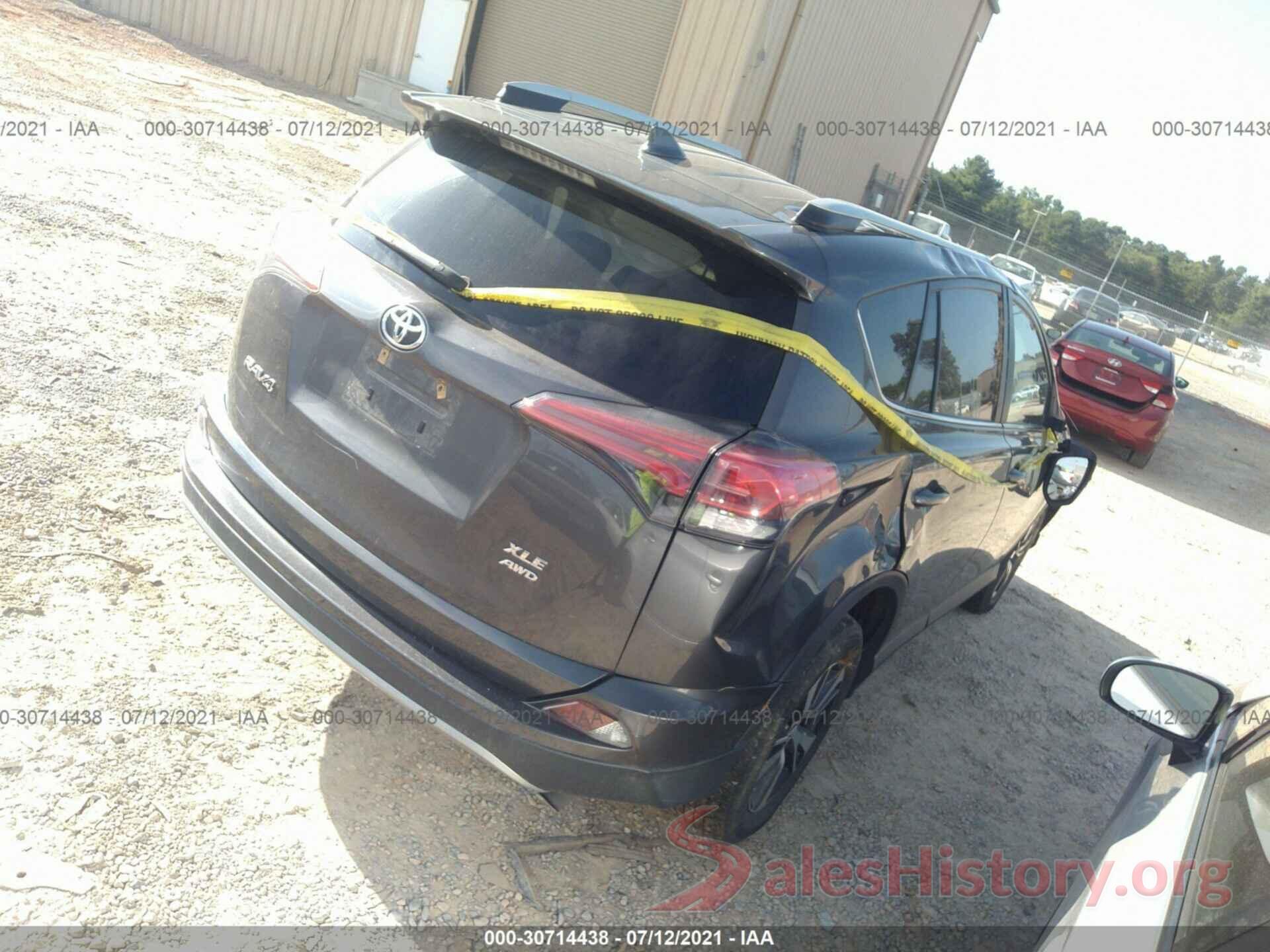 2T3RFREV9JW790569 2018 TOYOTA RAV4