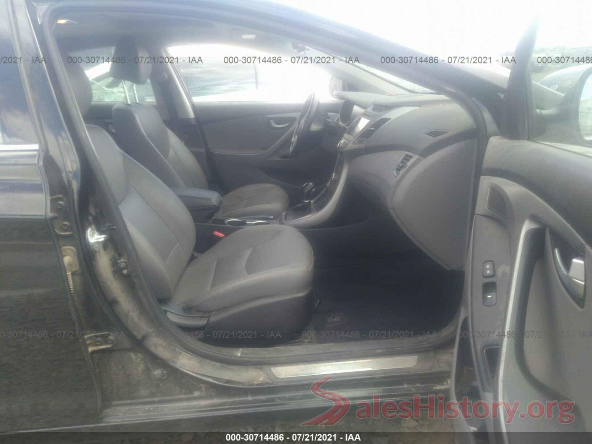 KMHDH4AEXGU607632 2016 HYUNDAI ELANTRA