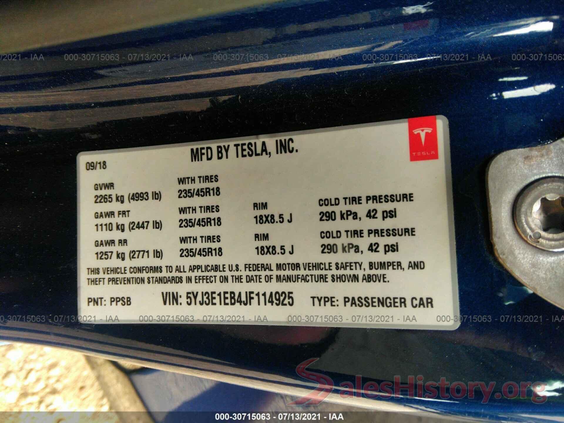 5YJ3E1EB4JF114925 2018 TESLA MODEL 3