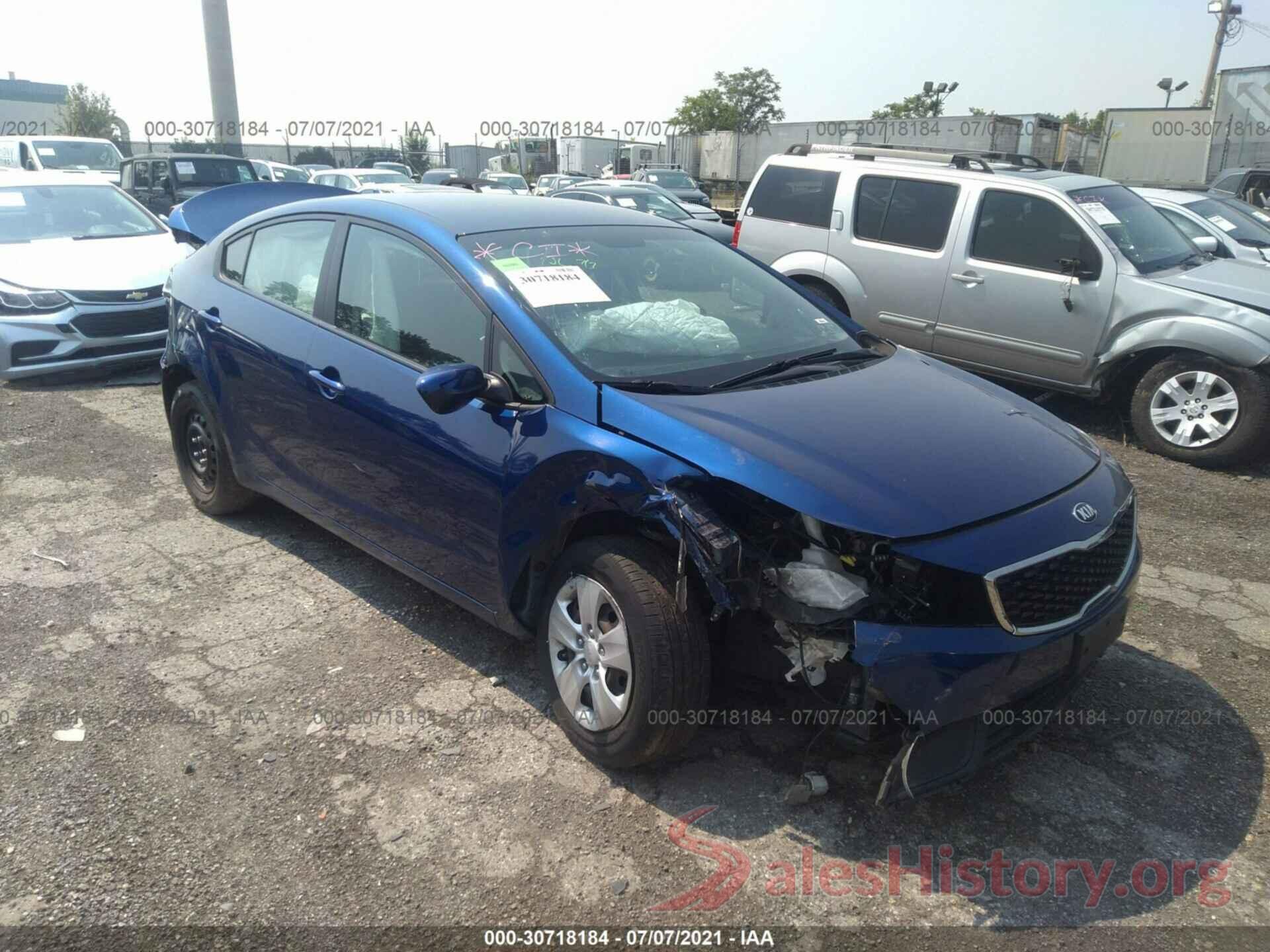 3KPFK4A70JE184288 2018 KIA FORTE