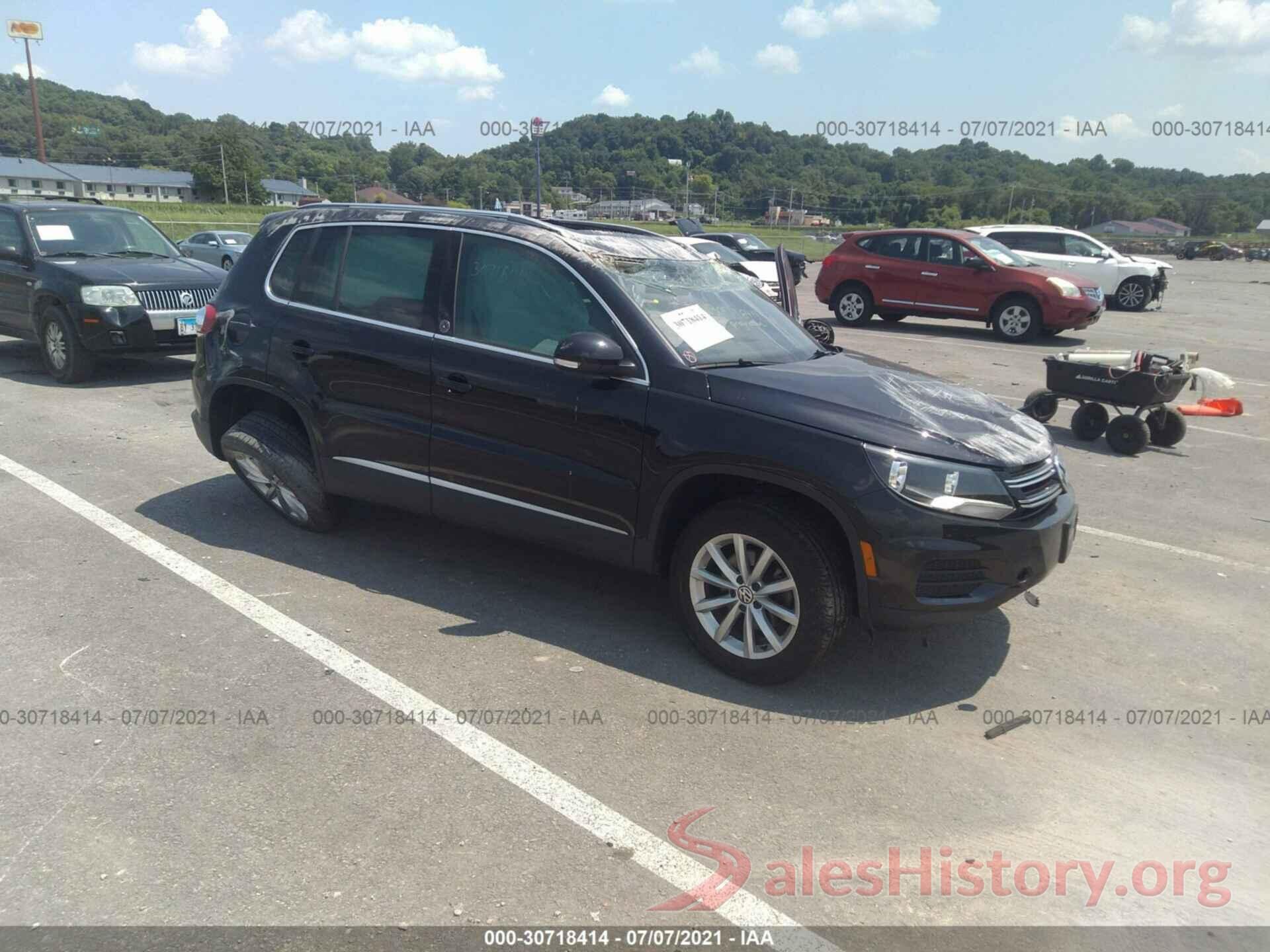 WVGRV7AX0HK029782 2017 VOLKSWAGEN TIGUAN