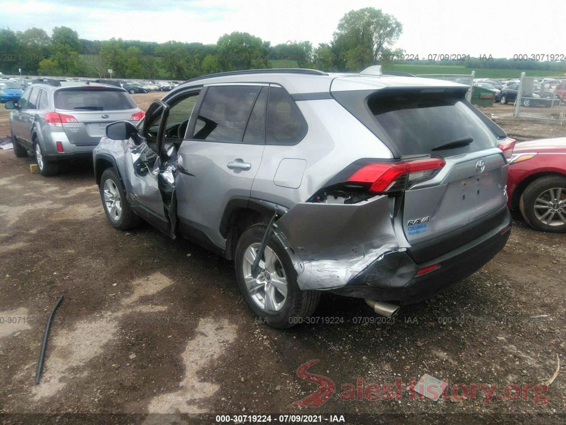 JTMP1RFV7KD007560 2019 TOYOTA RAV4