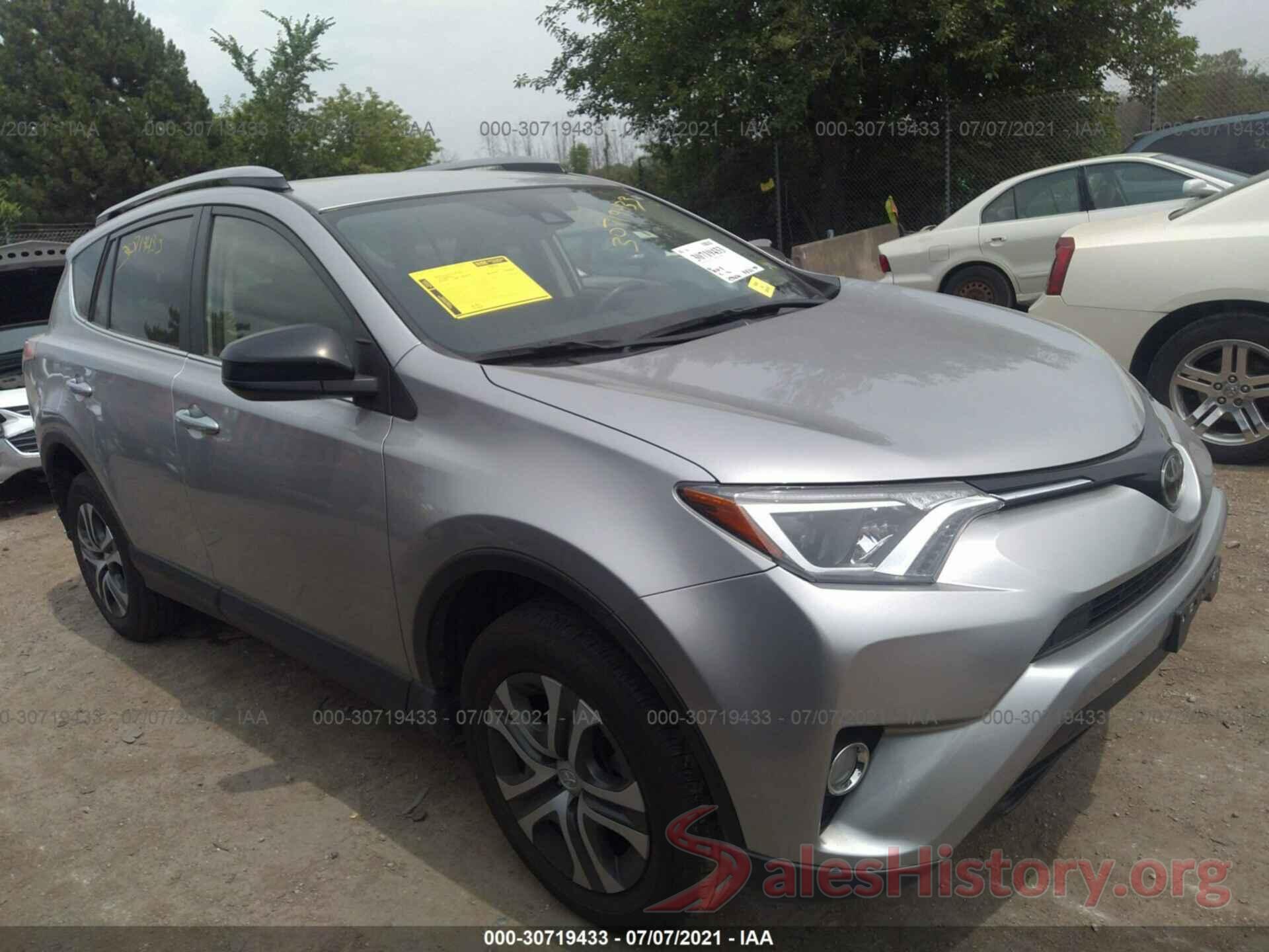 JTMBFREV4JJ252541 2018 TOYOTA RAV4