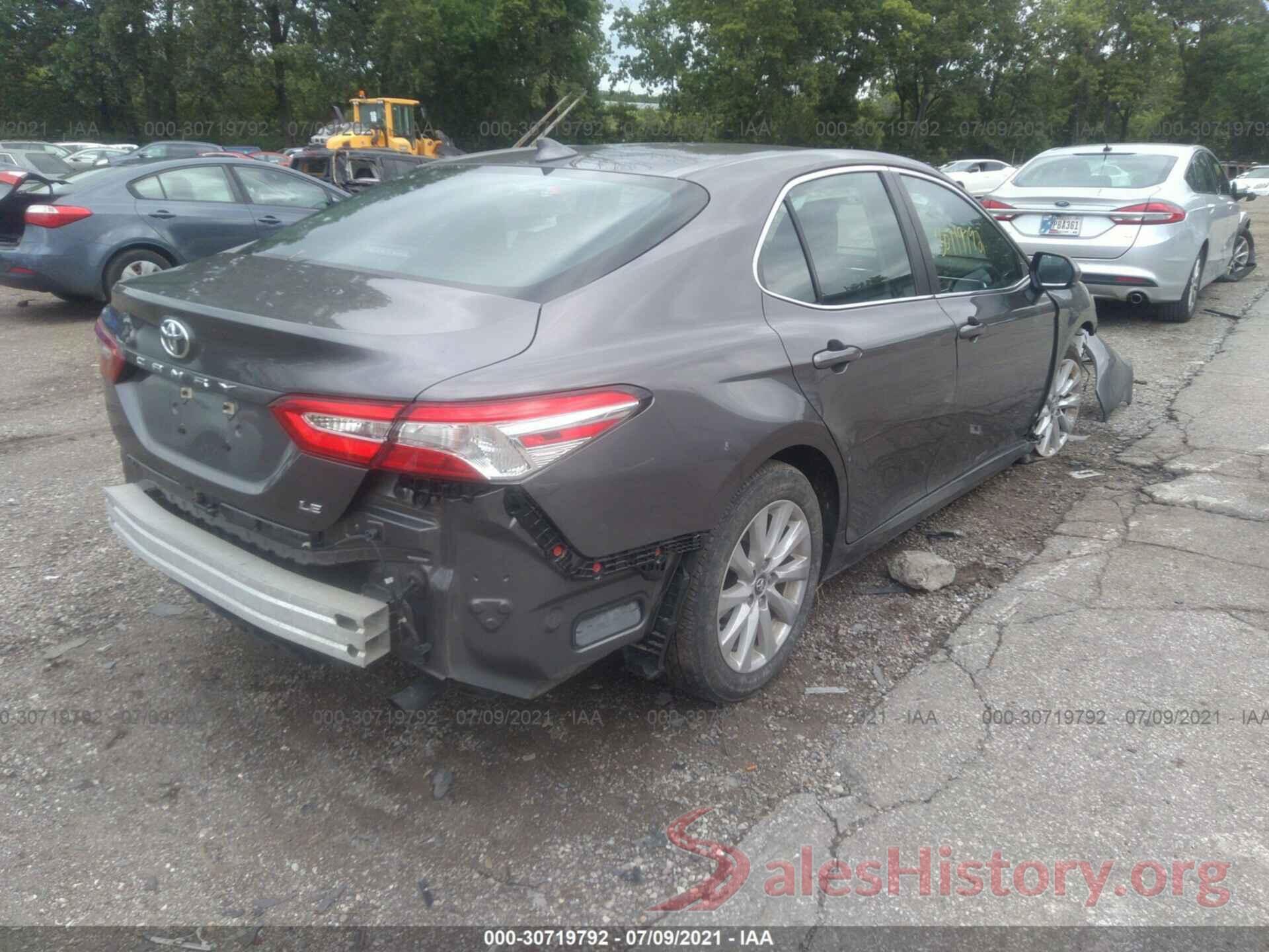 4T1B11HK9JU542897 2018 TOYOTA CAMRY