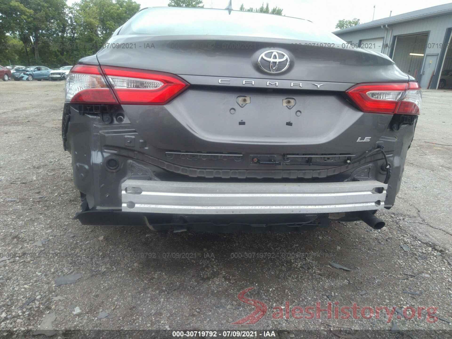 4T1B11HK9JU542897 2018 TOYOTA CAMRY