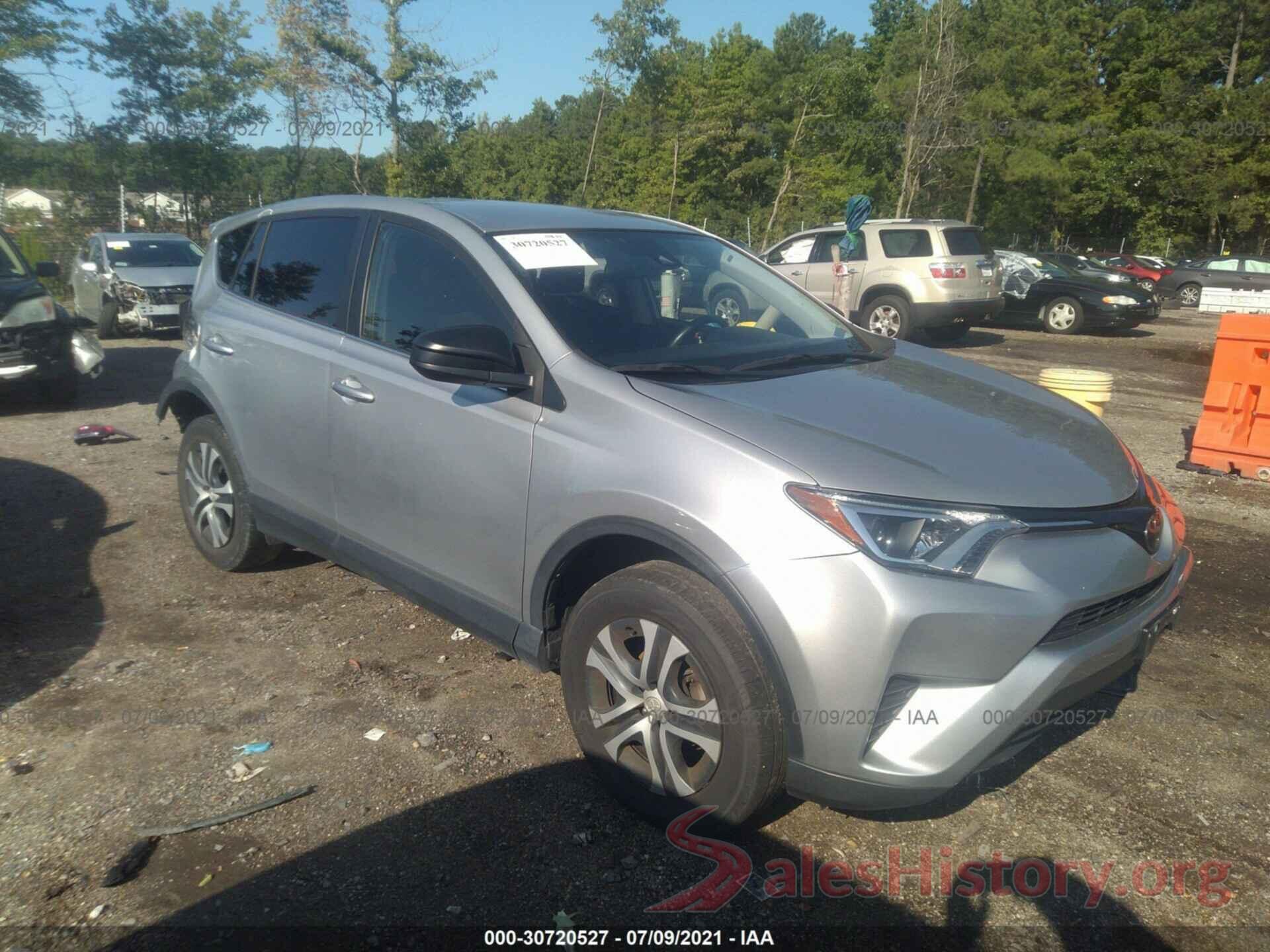 JTMBFREV8JJ196961 2018 TOYOTA RAV4