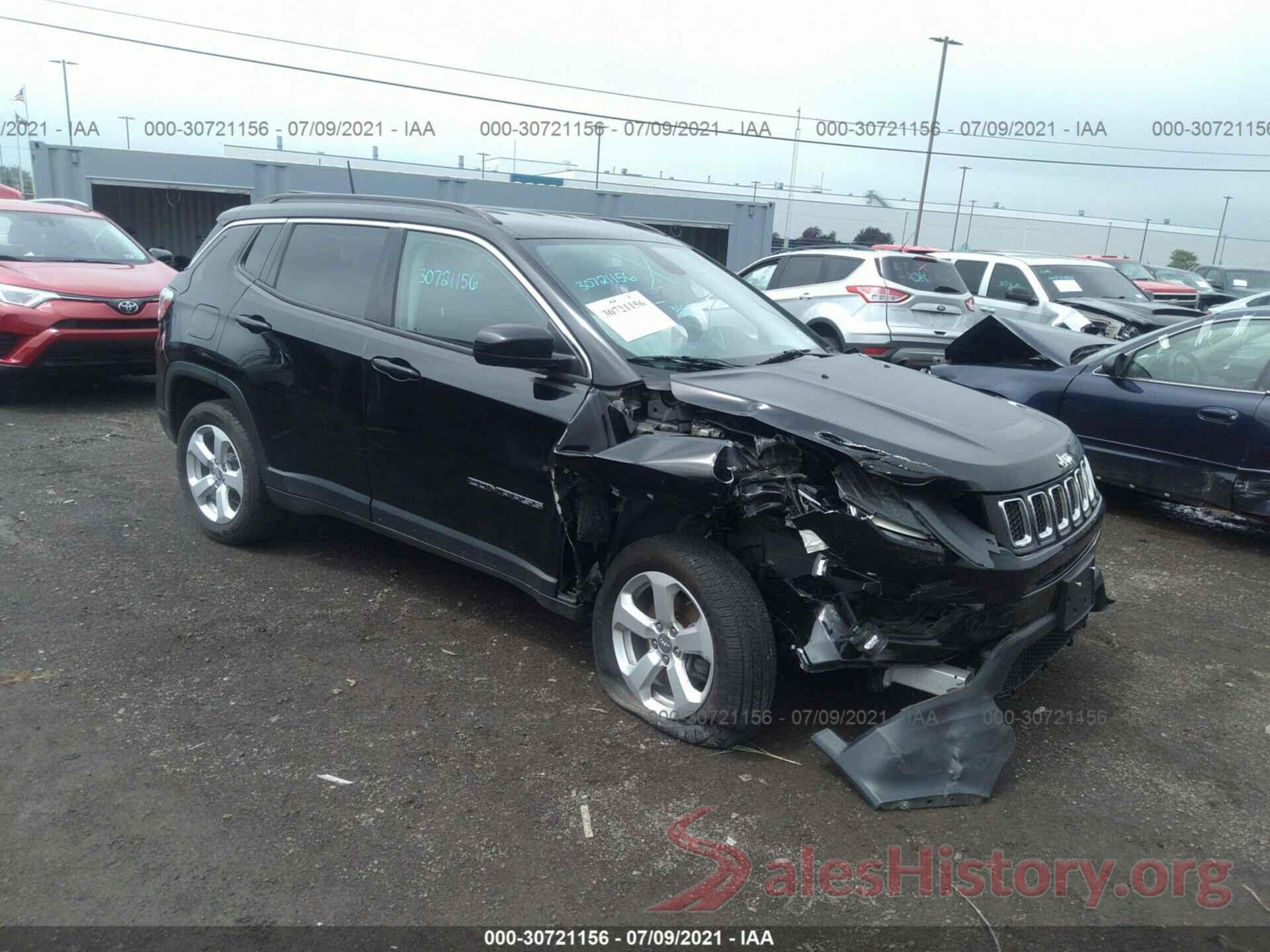 3C4NJDBBXJT207637 2018 JEEP COMPASS