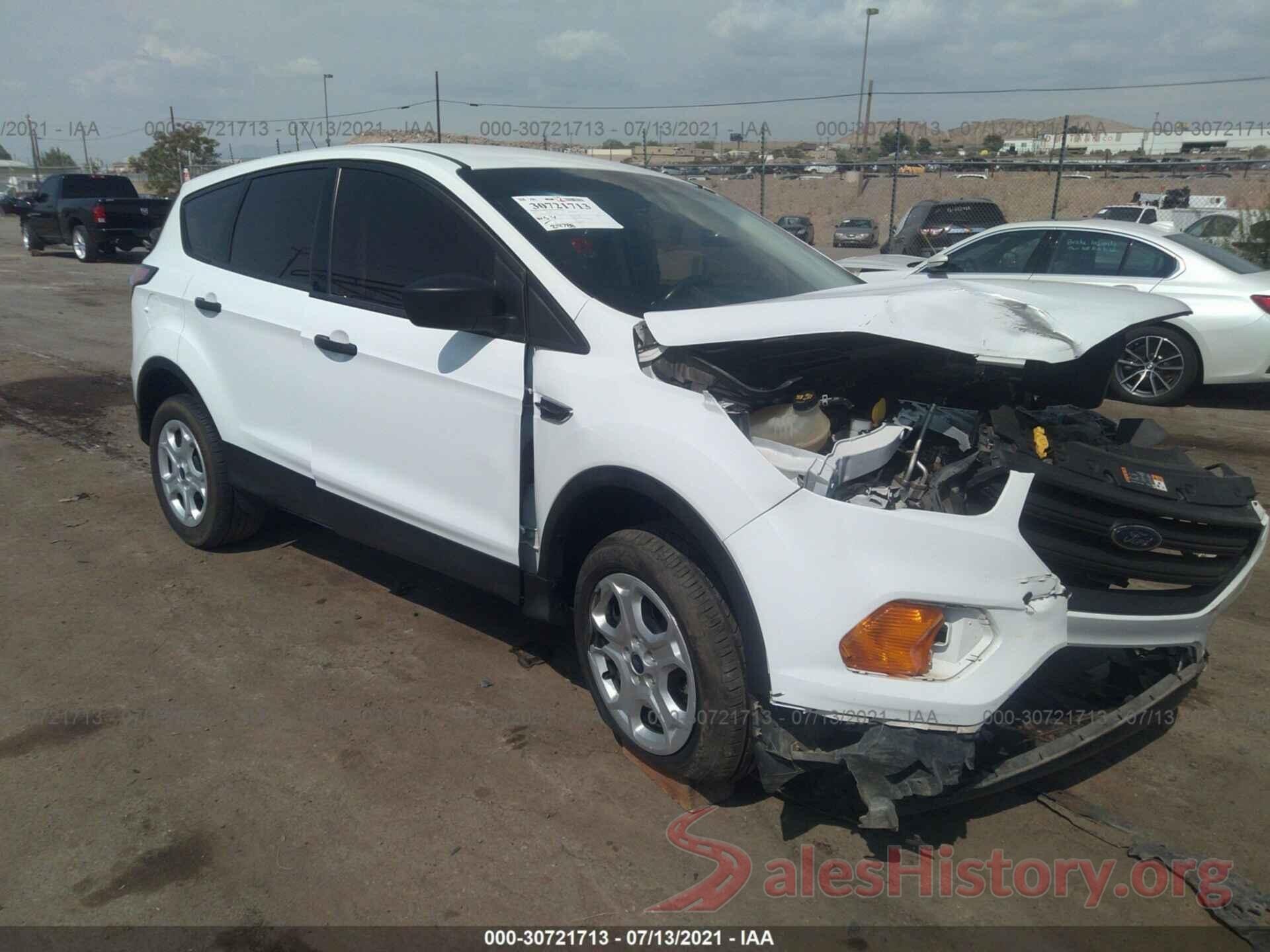 1FMCU0F77HUC01612 2017 FORD ESCAPE