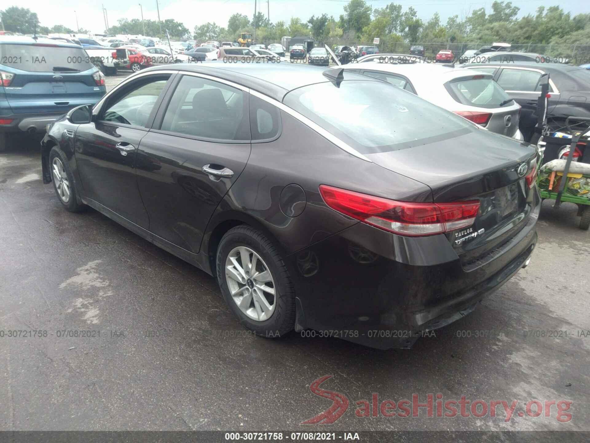 KNAGT4L37J5237248 2018 KIA OPTIMA