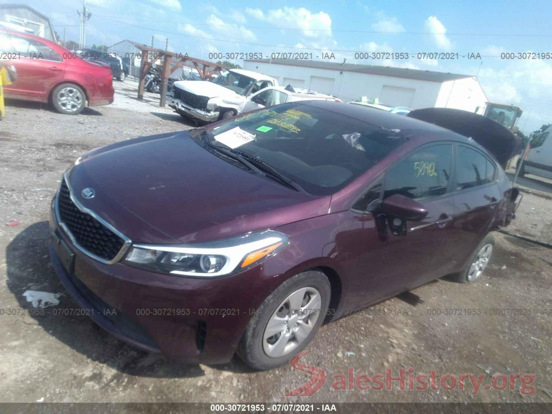 3KPFK4A7XJE185593 2018 KIA FORTE