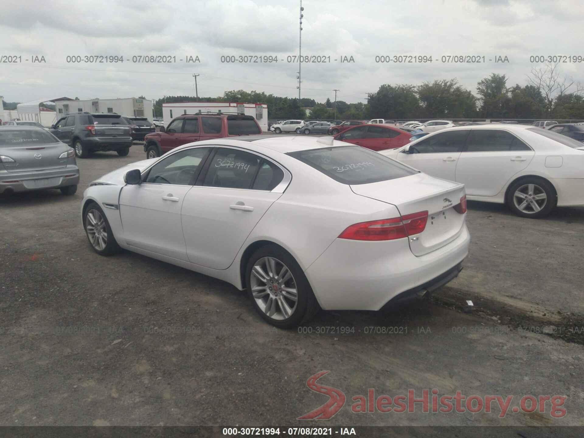 SAJAR4FX3KCP51781 2019 JAGUAR XE