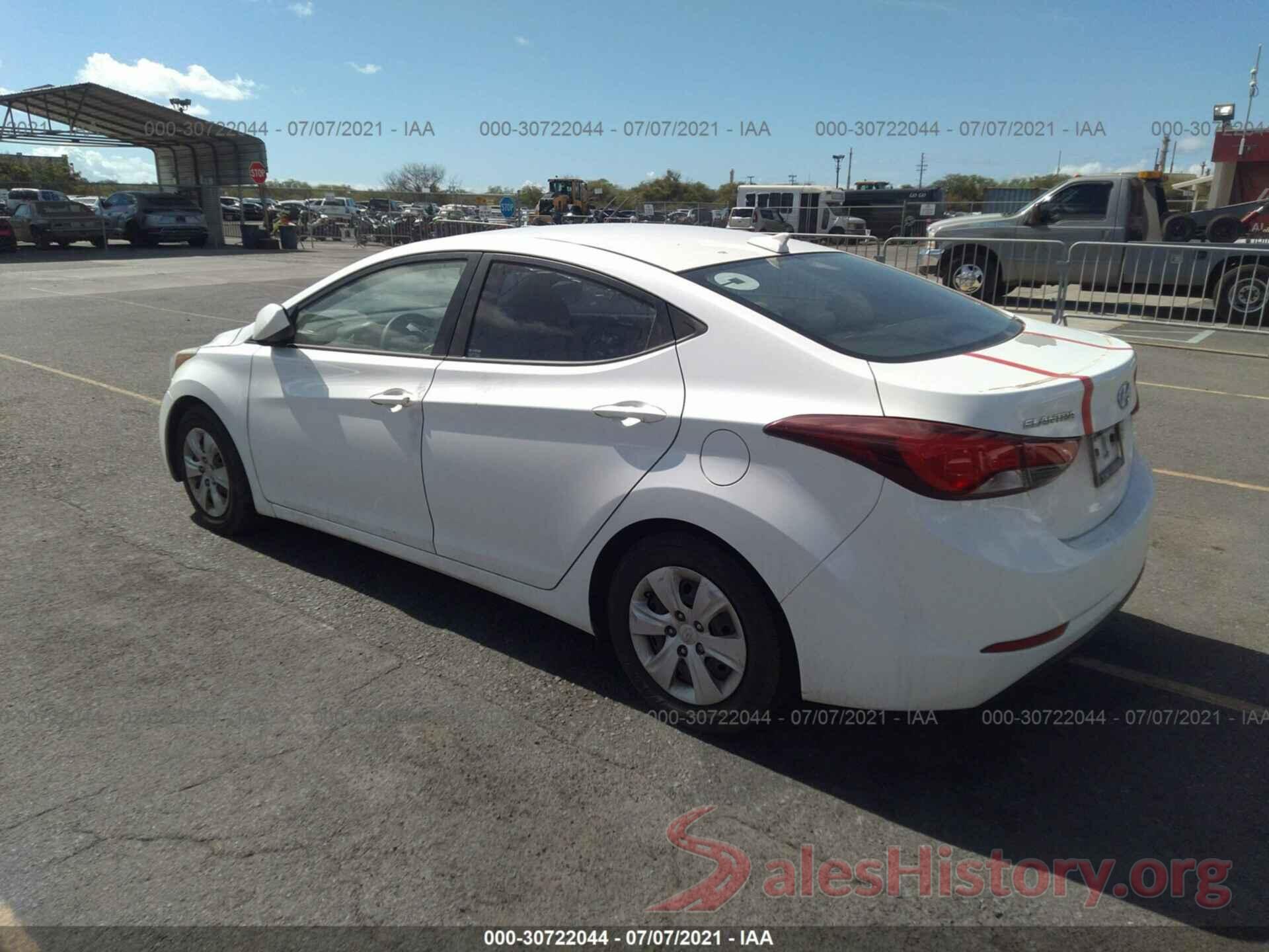 5NPDH4AE2GH779054 2016 HYUNDAI ELANTRA