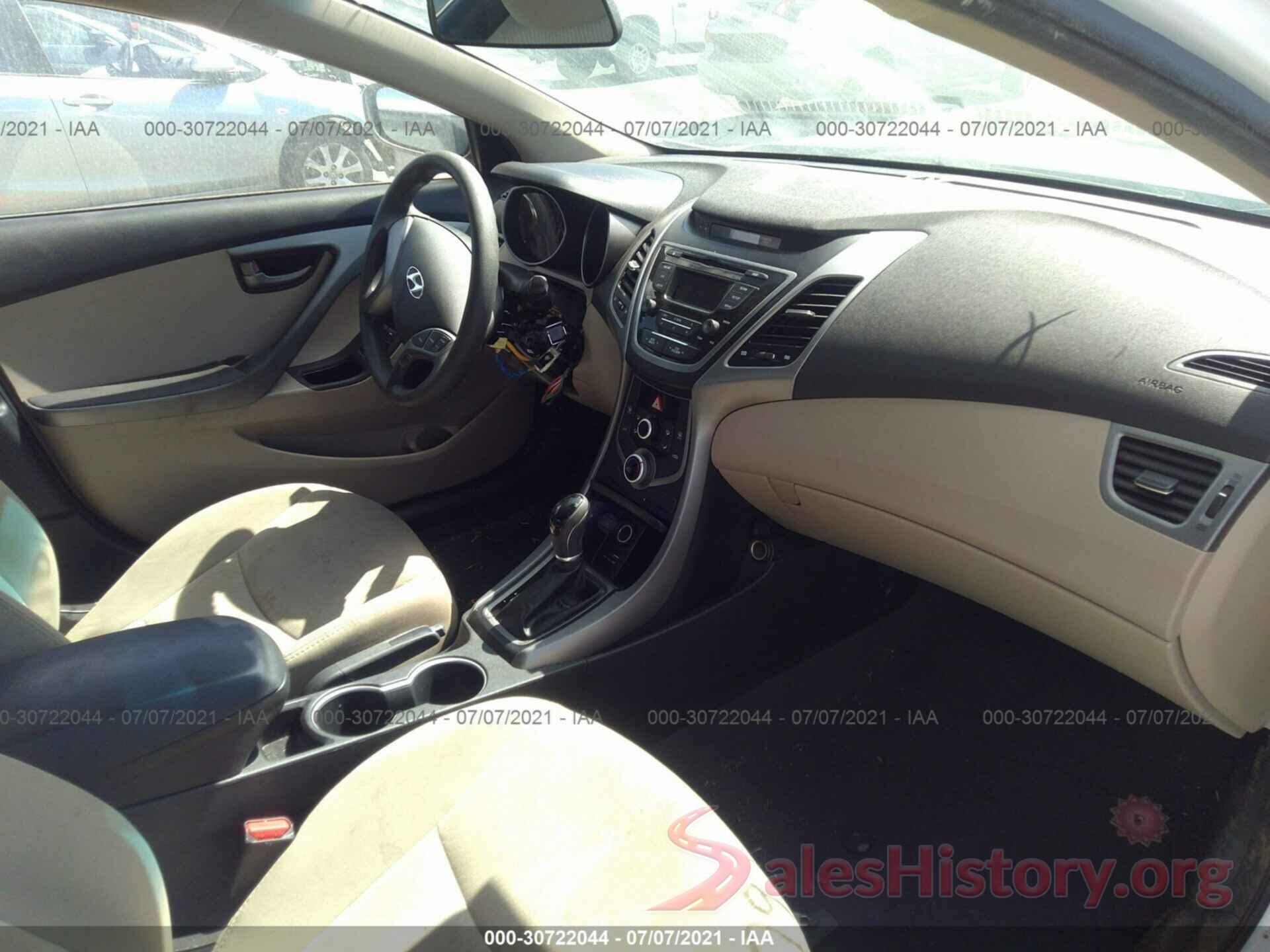 5NPDH4AE2GH779054 2016 HYUNDAI ELANTRA