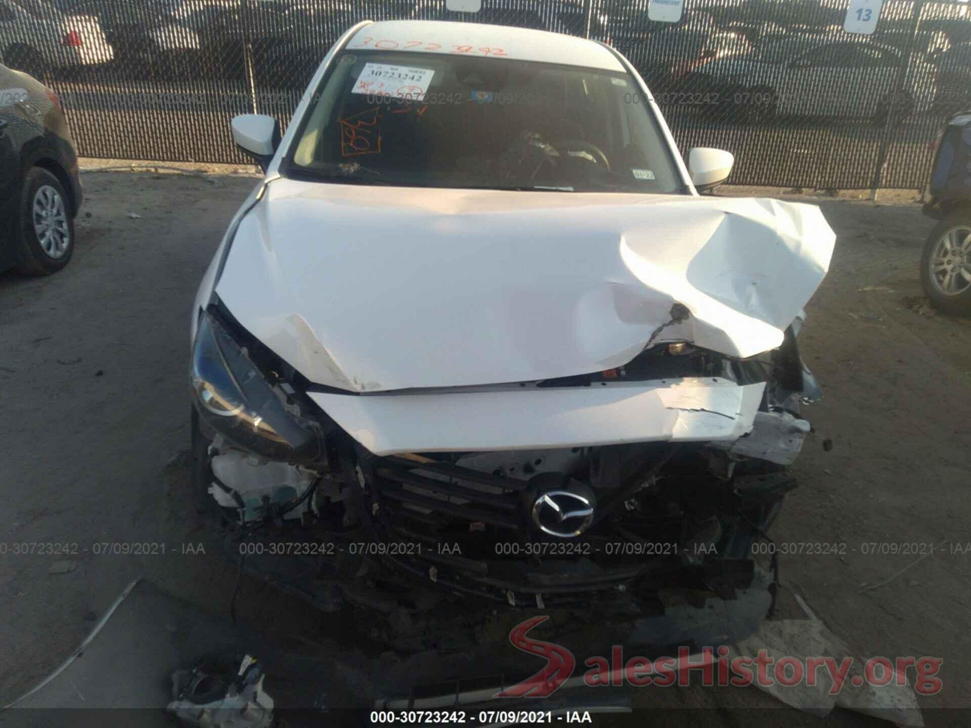 3MZBN1U71JM178535 2018 MAZDA MAZDA3 4-DOOR