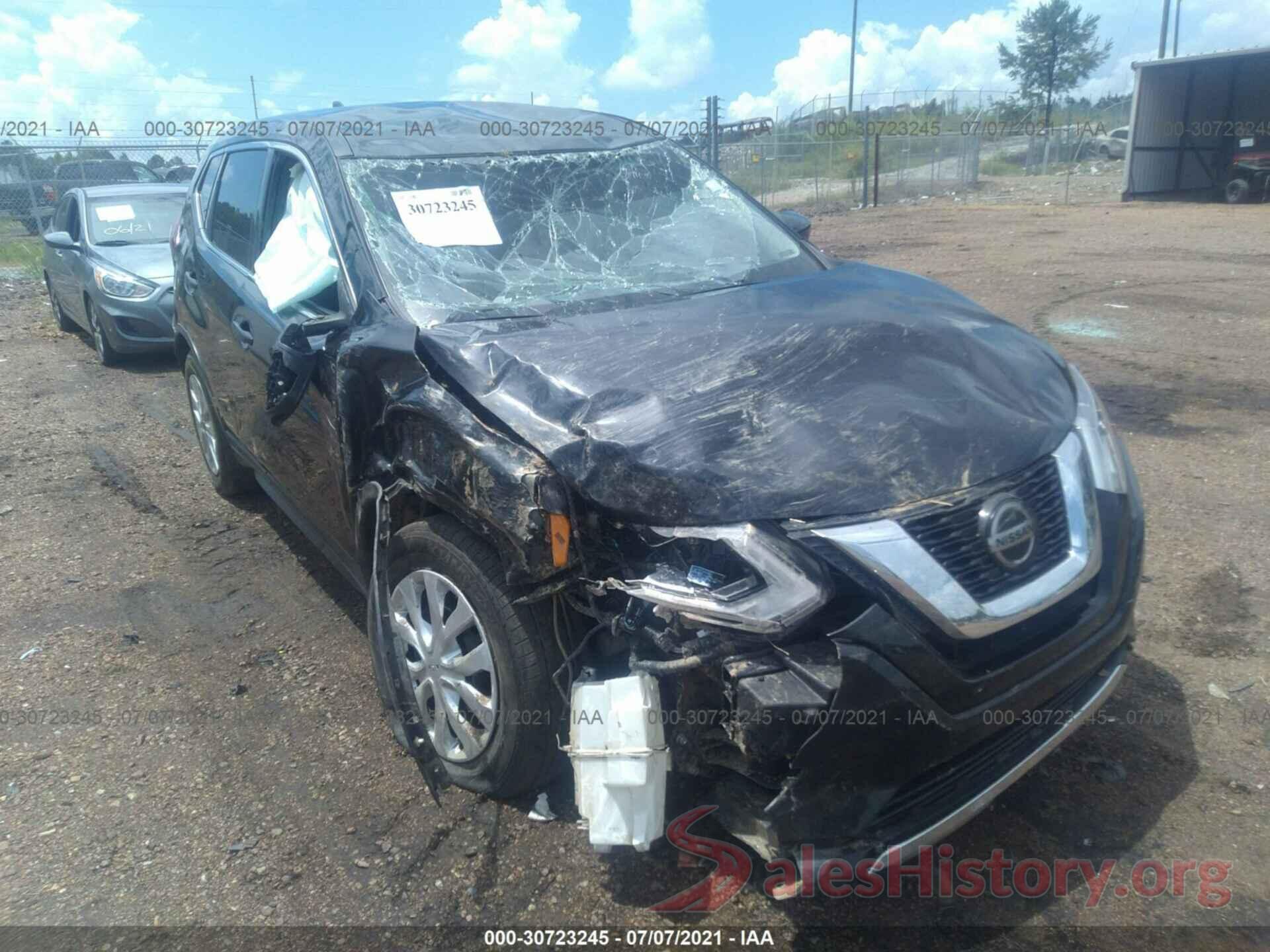 KNMAT2MT5JP544112 2018 NISSAN ROGUE