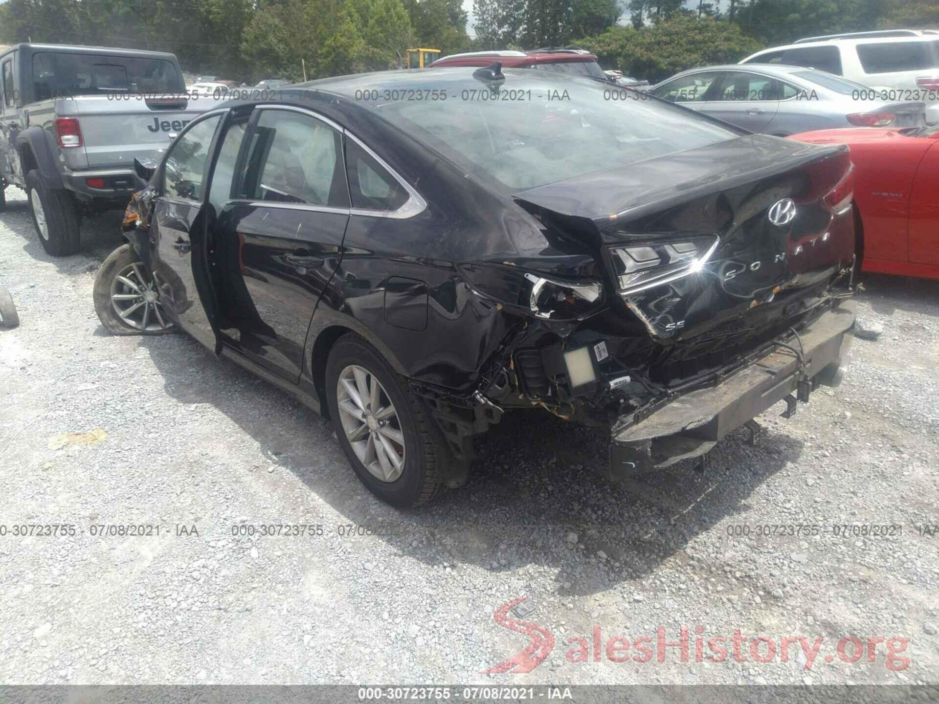 5NPE24AF2JH725226 2018 HYUNDAI SONATA