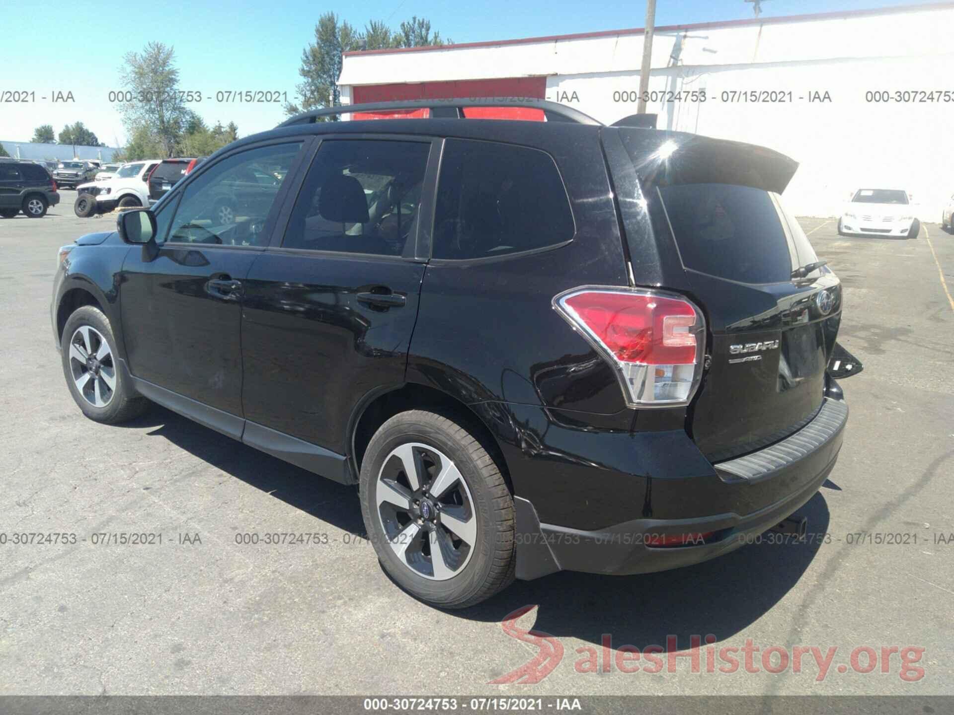 JF2SJAECXJH515560 2018 SUBARU FORESTER