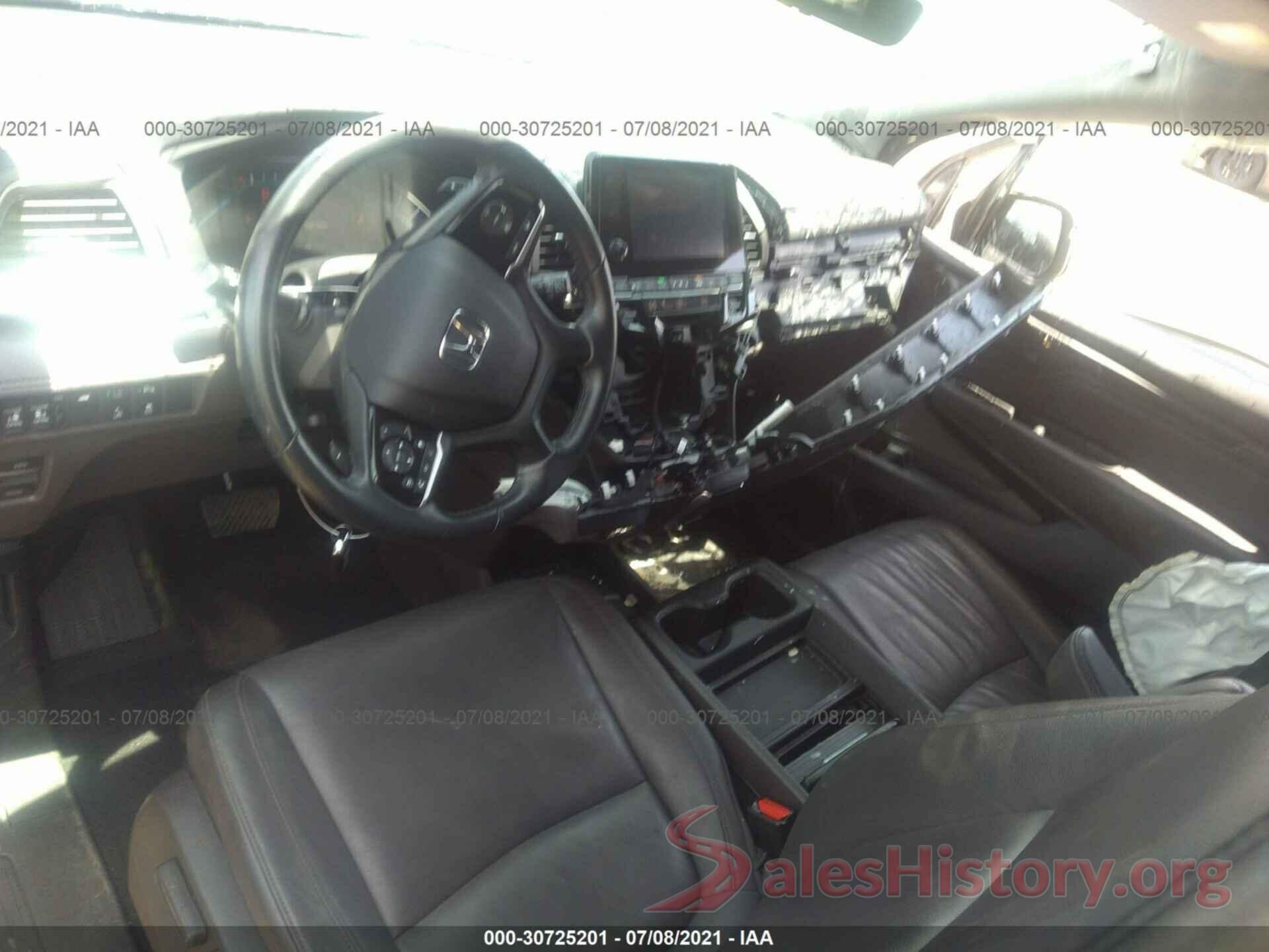 5FNRL6H88JB057206 2018 HONDA ODYSSEY