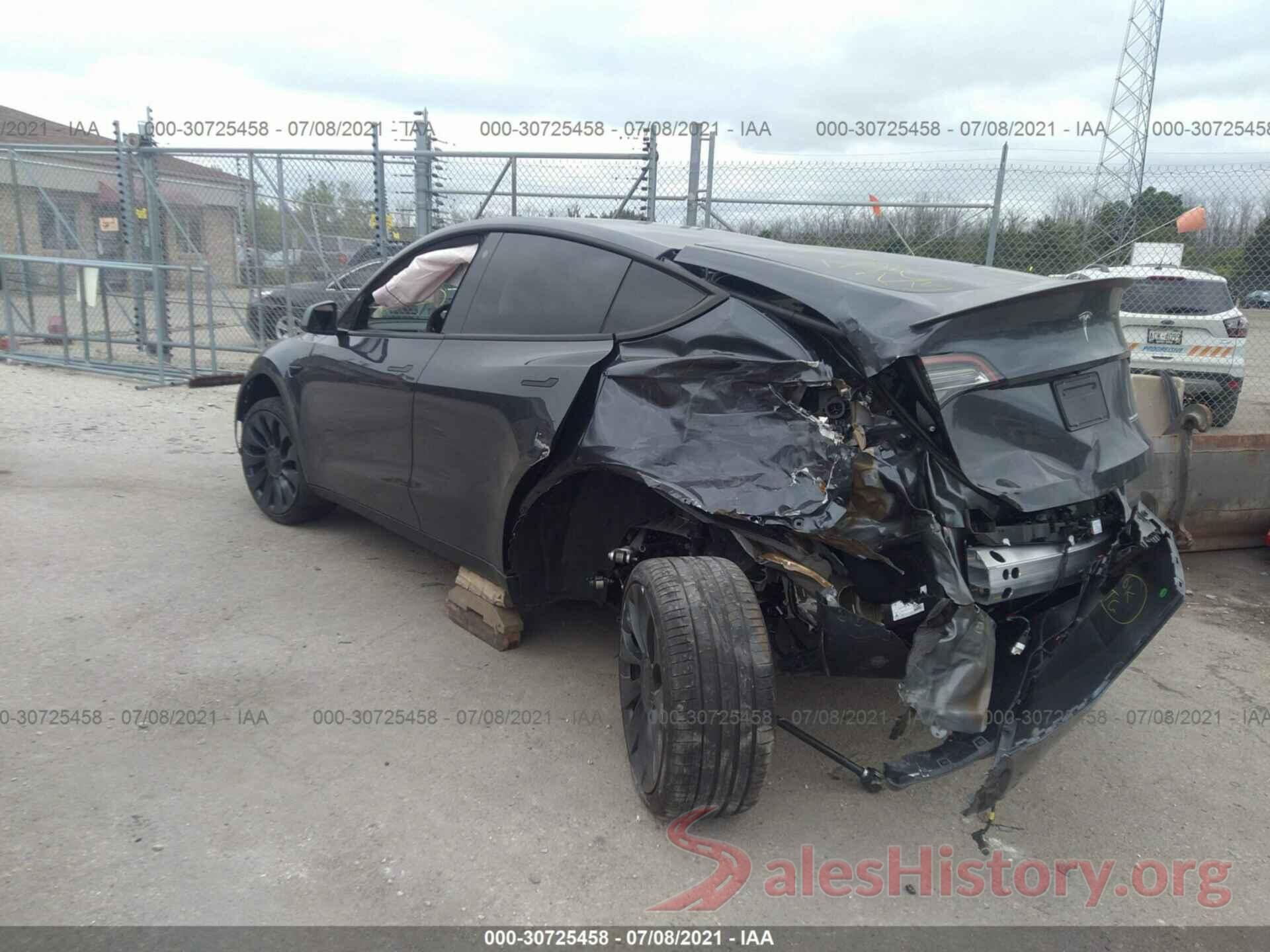 5YJYGDEF6MF201556 2021 TESLA MODEL Y