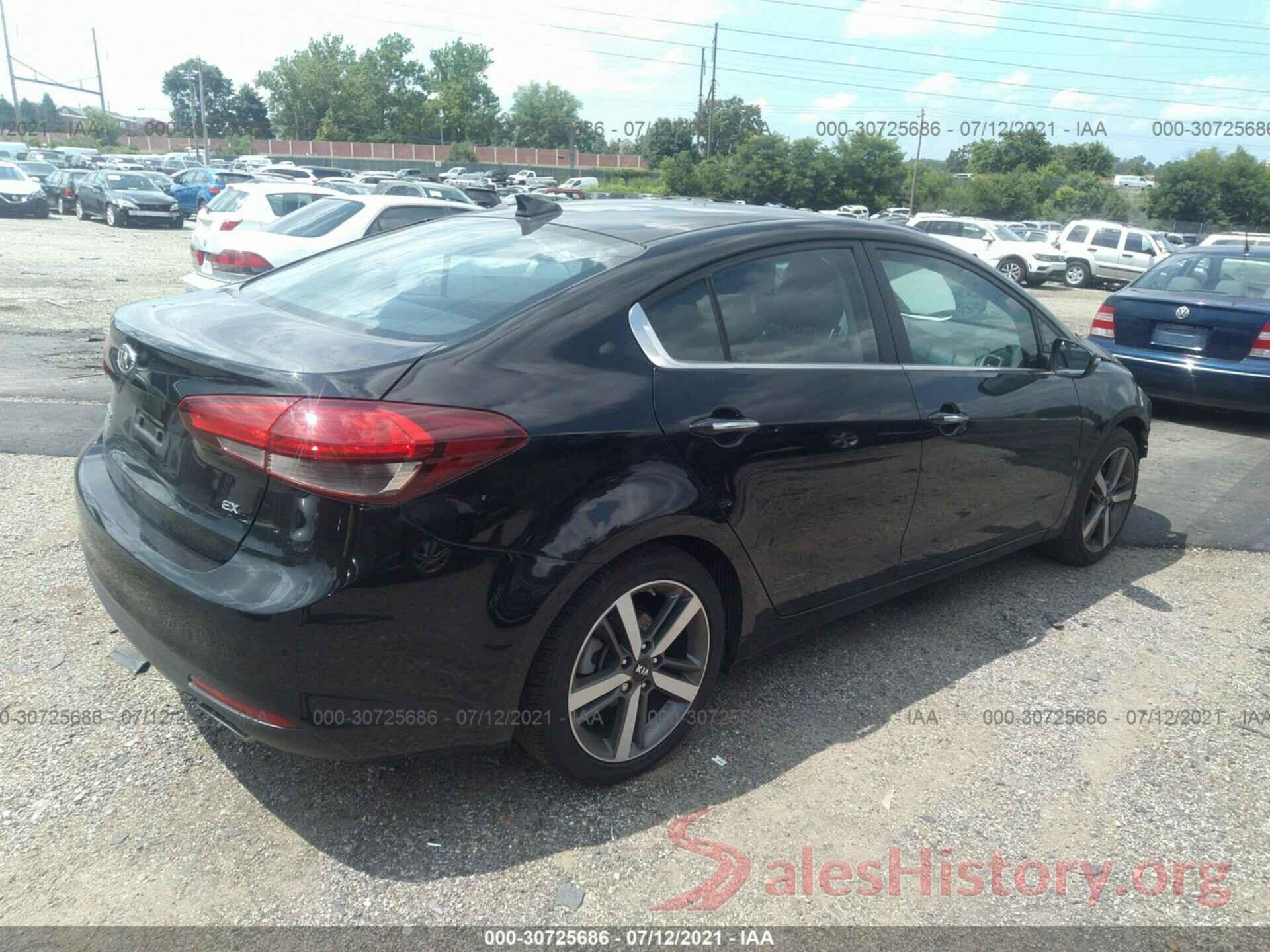 3KPFL4A87HE114562 2017 KIA FORTE