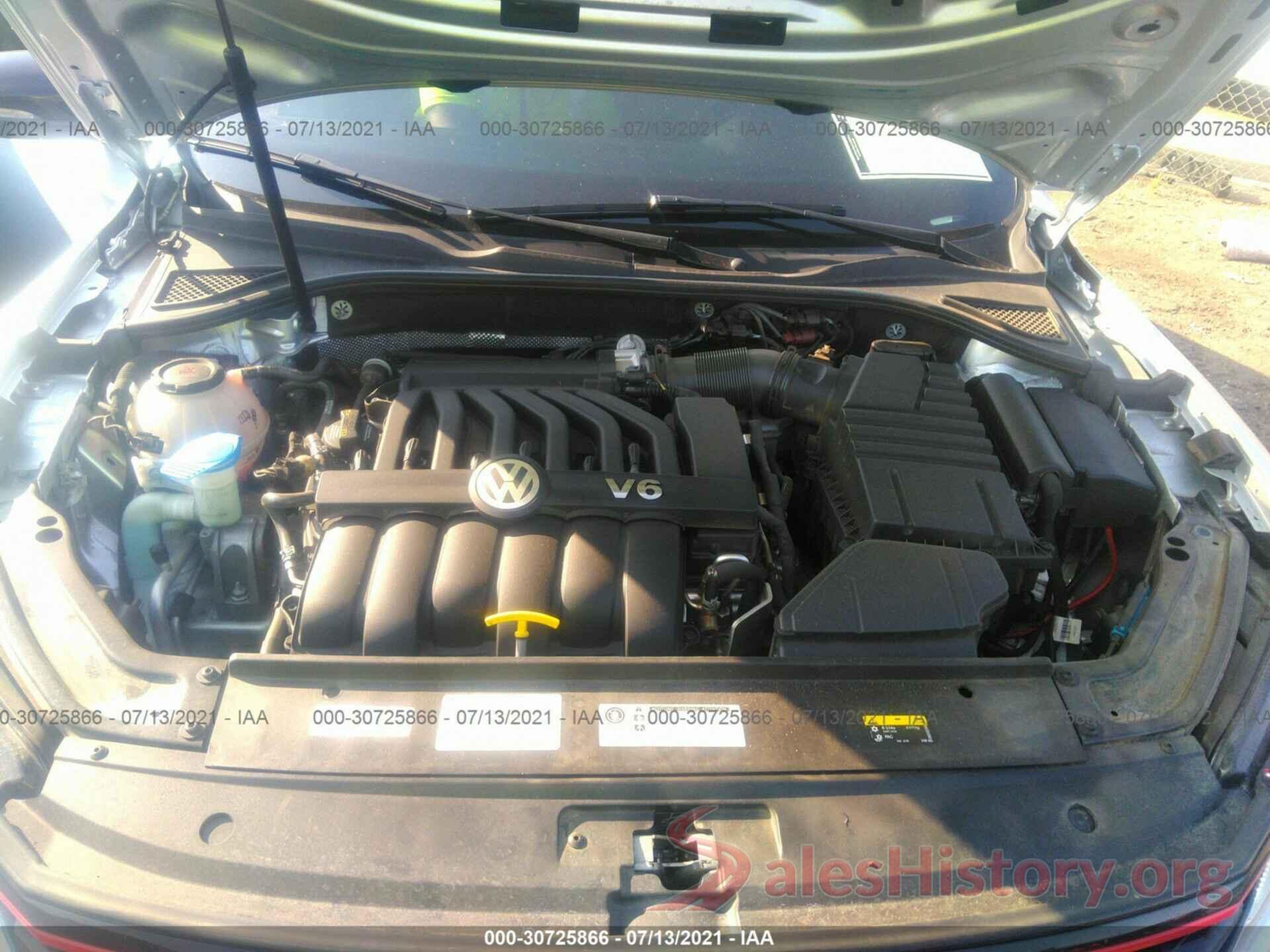 1VWJM7A34JC035647 2018 VOLKSWAGEN PASSAT