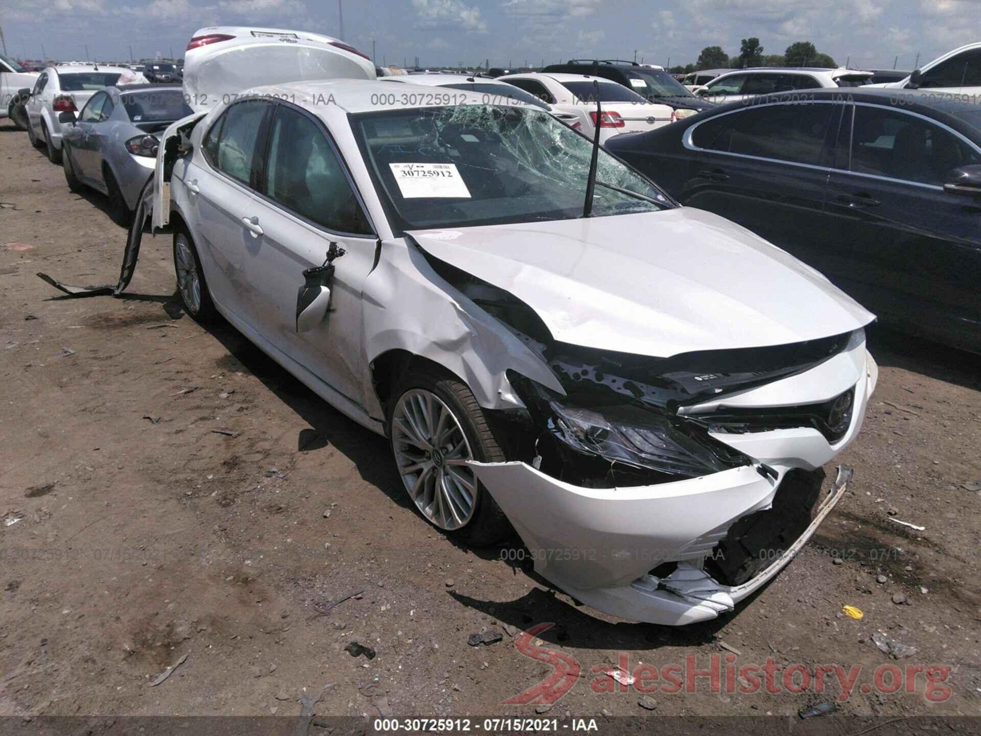 4T1F11AK3LU306034 2020 TOYOTA CAMRY