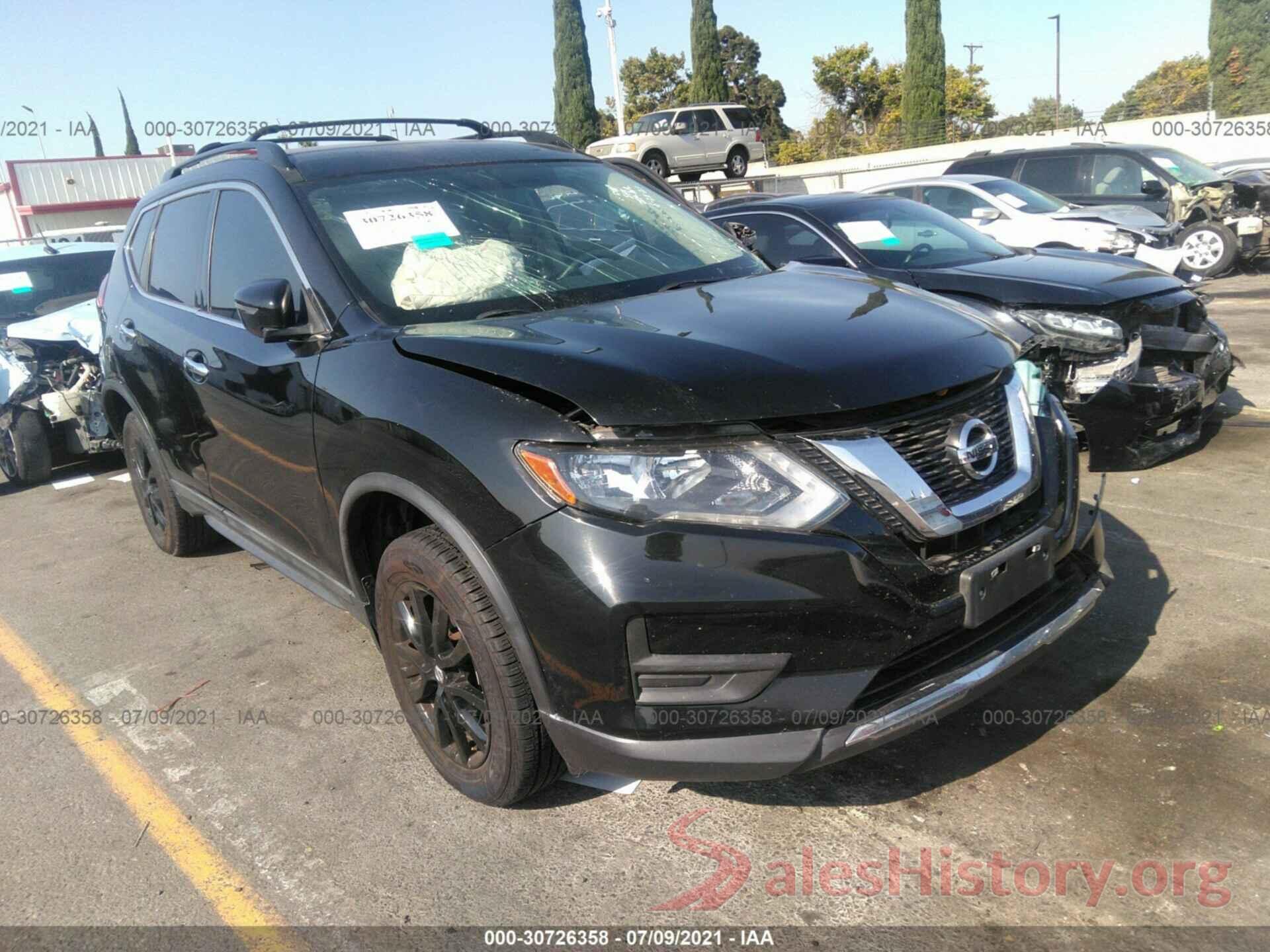 5N1AT2MV0HC818086 2017 NISSAN ROGUE