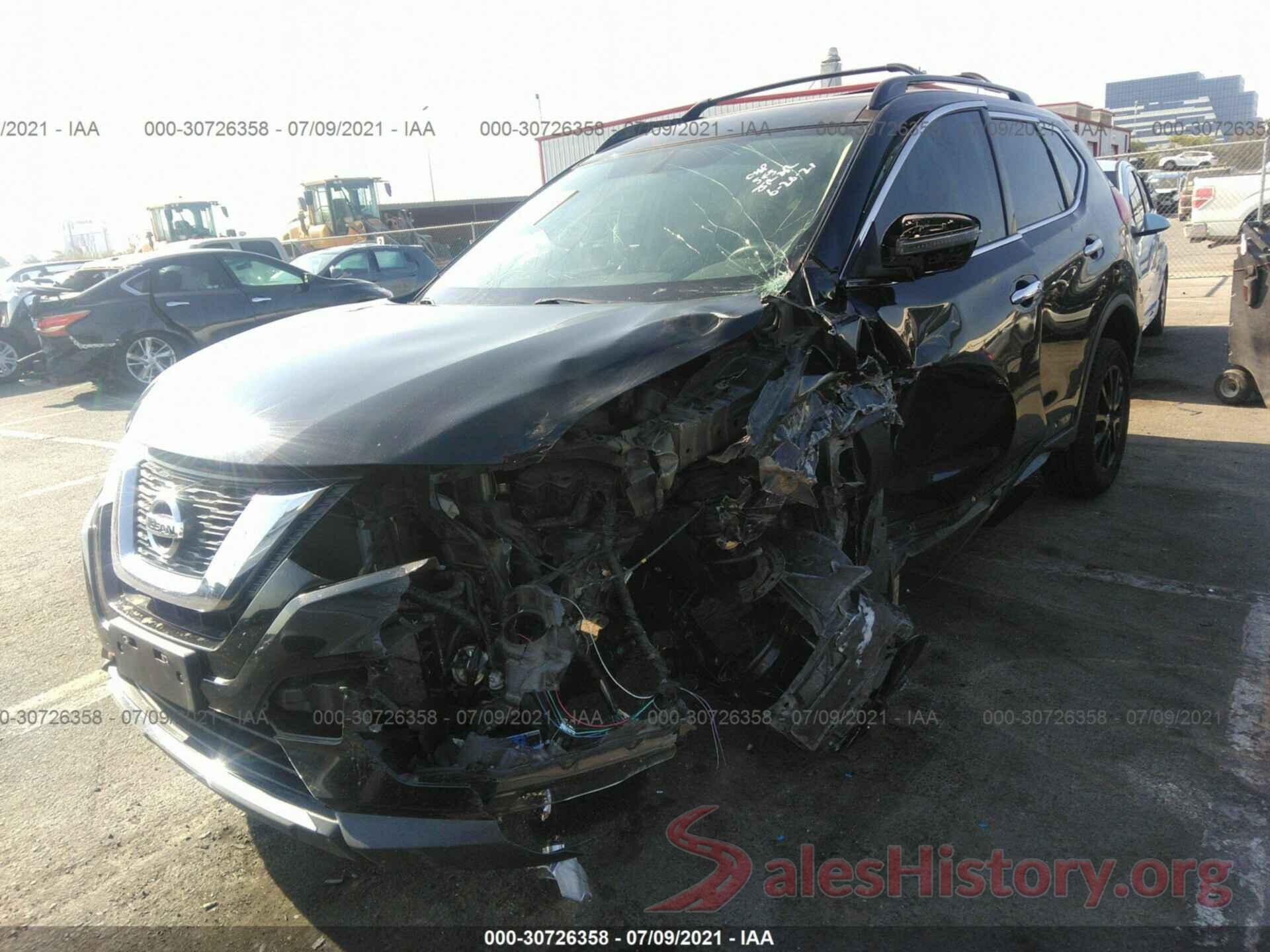 5N1AT2MV0HC818086 2017 NISSAN ROGUE