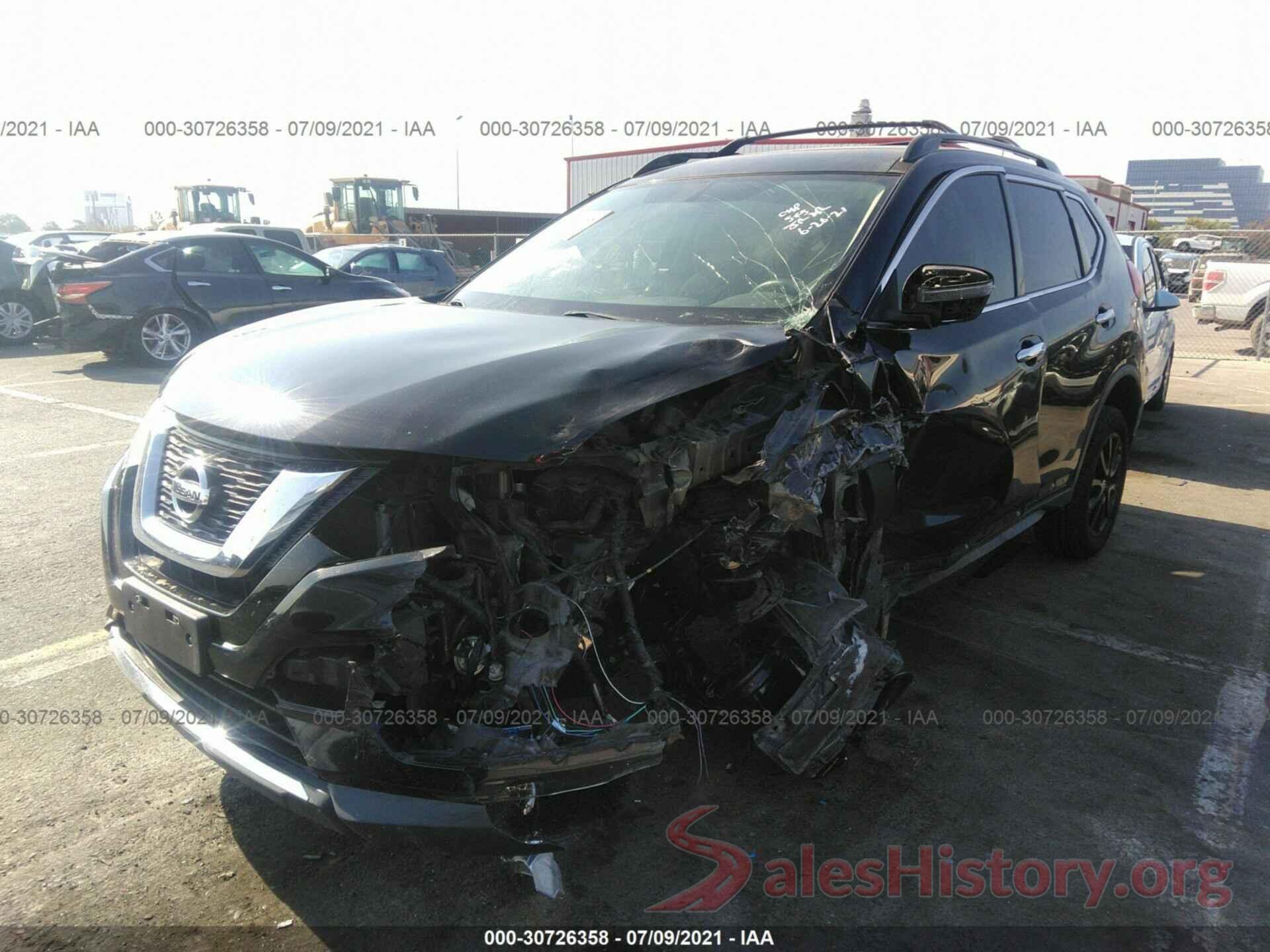 5N1AT2MV0HC818086 2017 NISSAN ROGUE