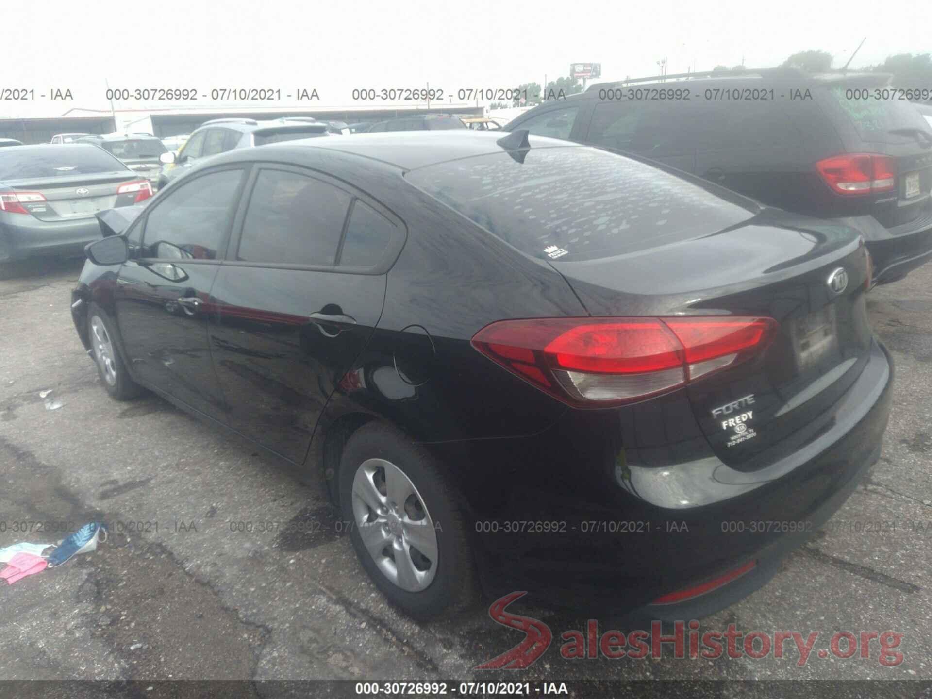 3KPFK4A79JE243564 2018 KIA FORTE