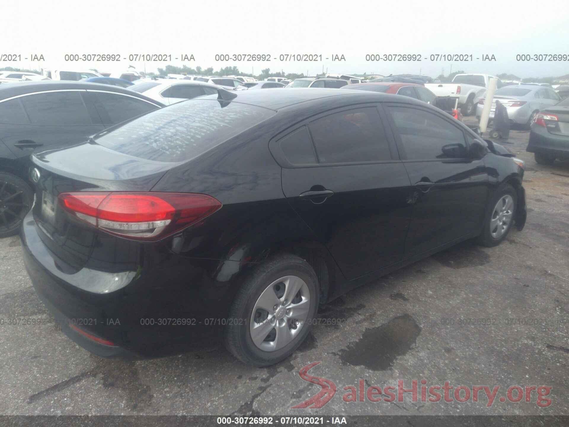 3KPFK4A79JE243564 2018 KIA FORTE